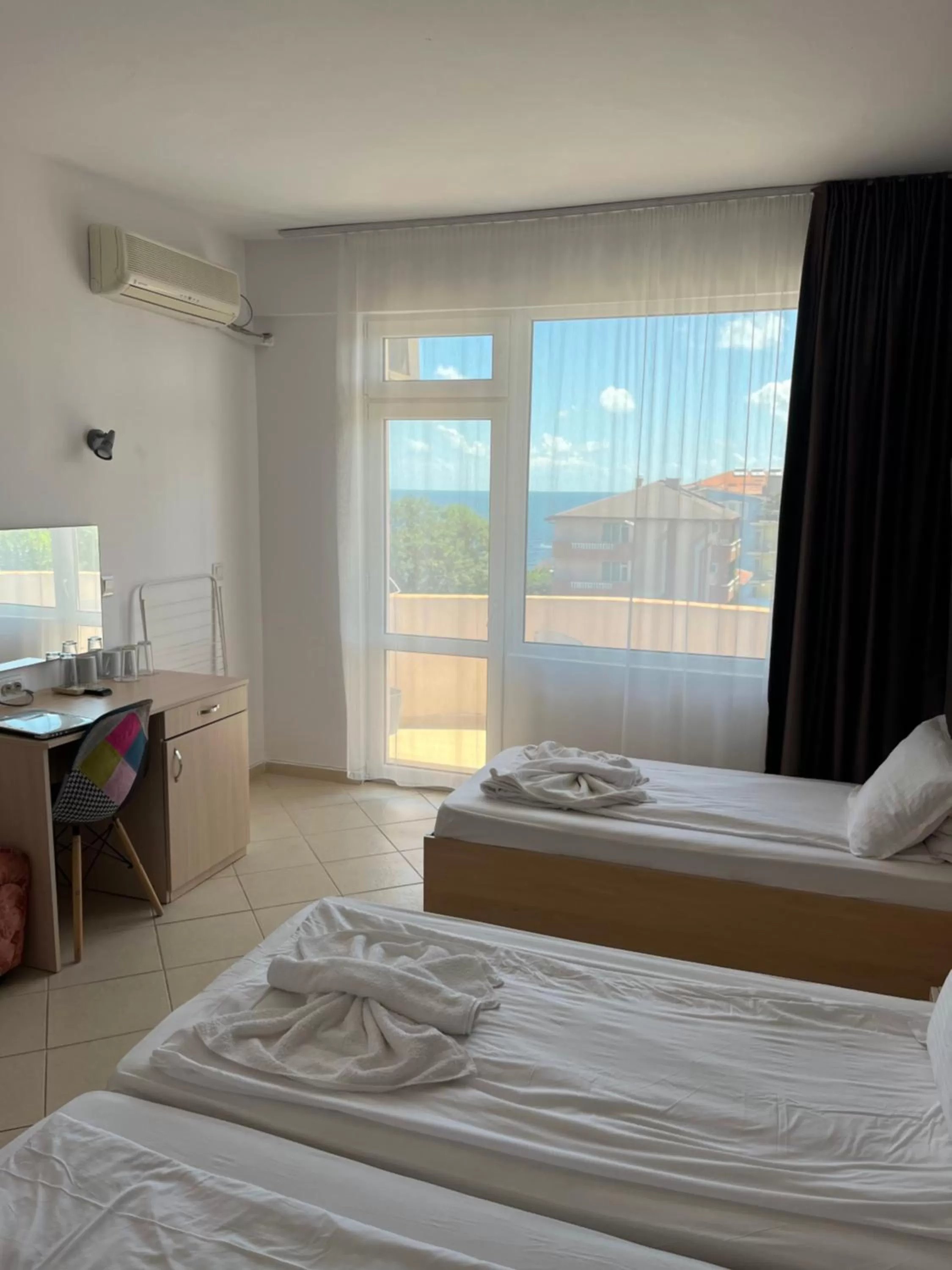 Photo of the whole room, Bed in Plovdiv Hotel