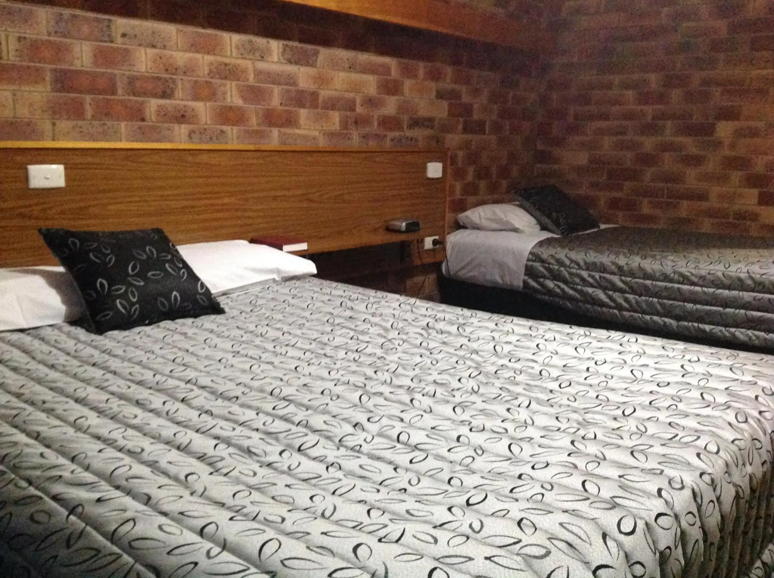 Standard Triple Room in Allan Cunningham Motel Standard Triple Room in Allan Cunningham Motel