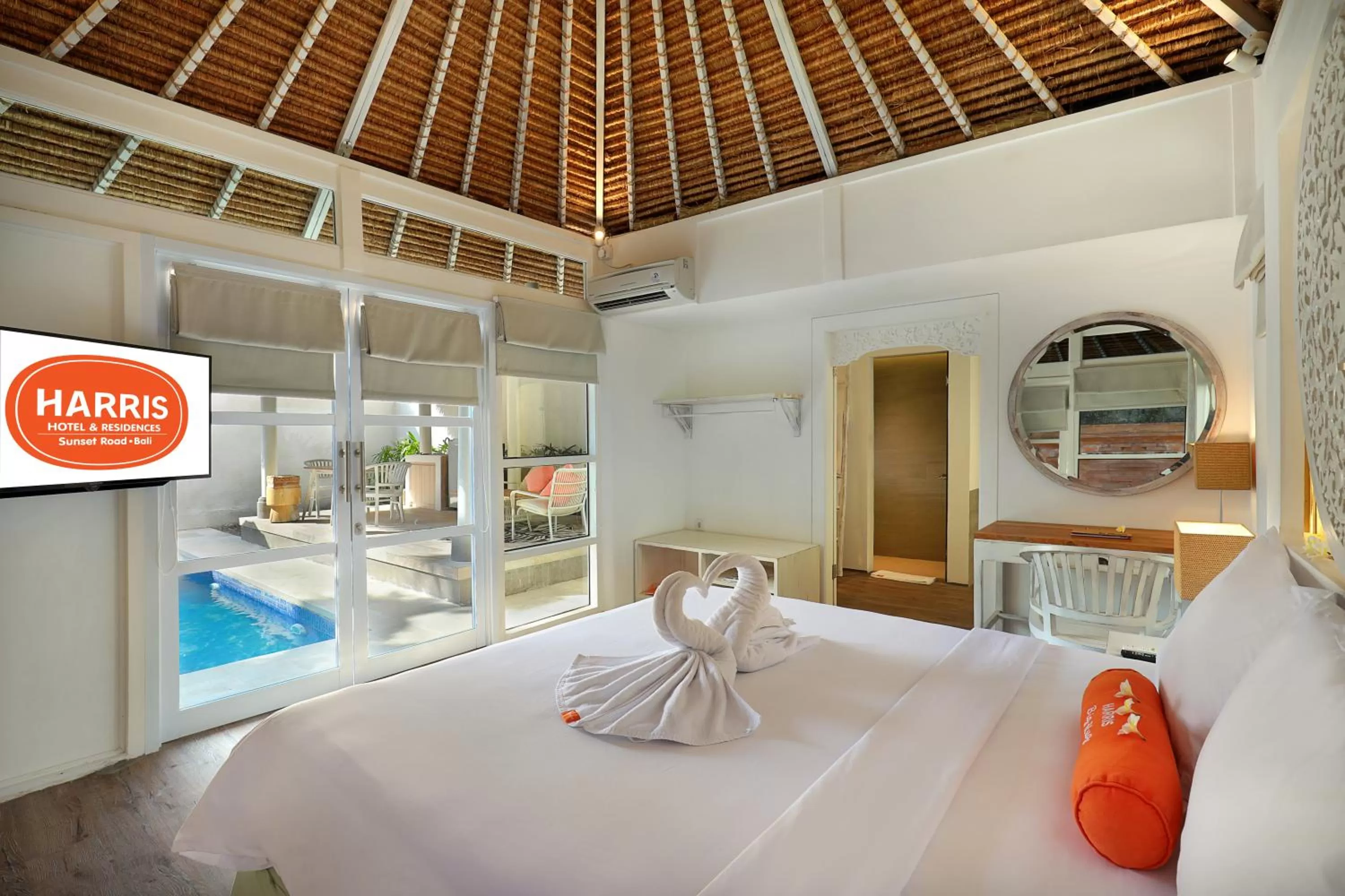 Bedroom, Bed in HARRIS Hotel & Residences Sunset Road