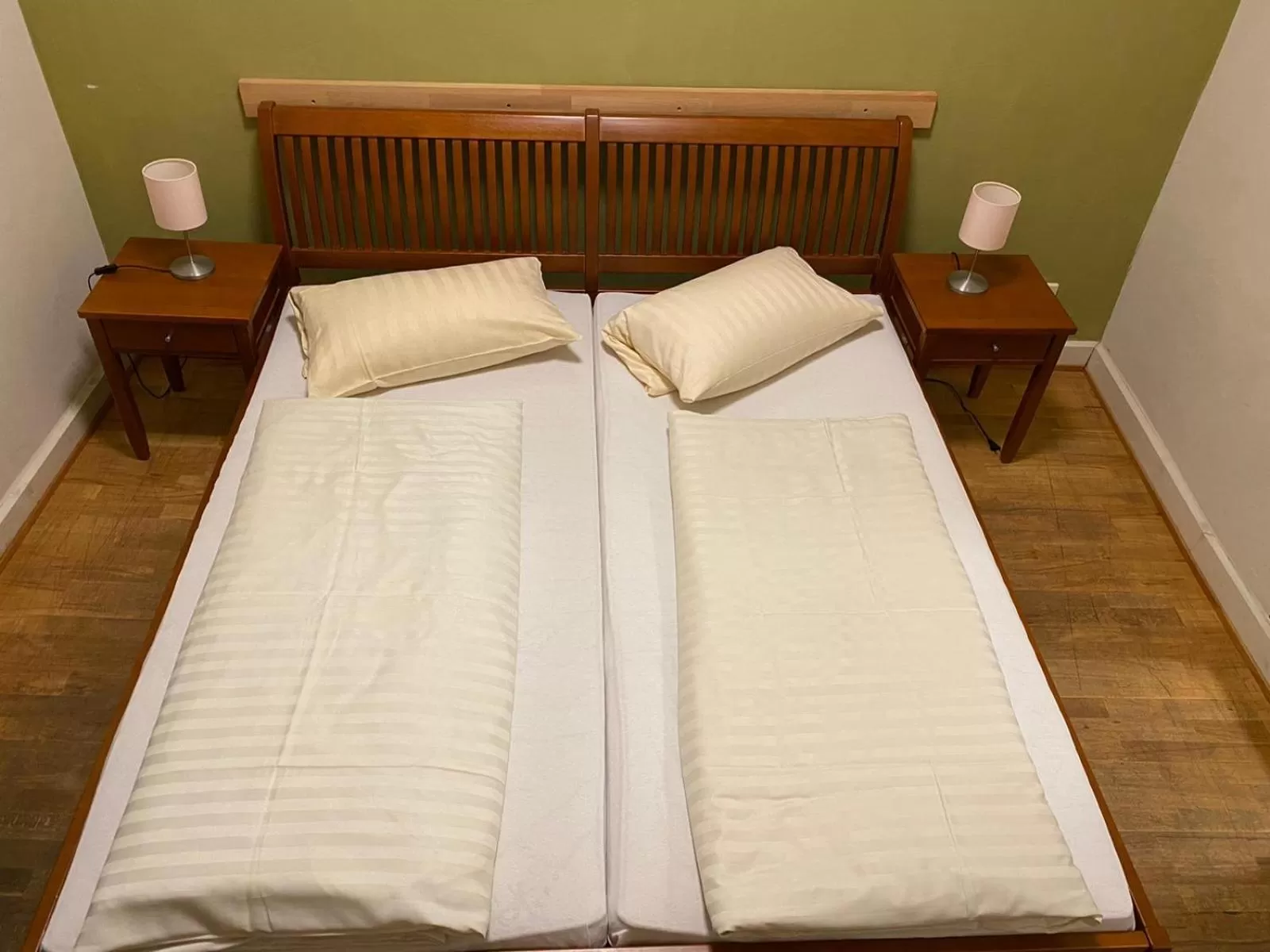 Bed in Hotel Restaurant Frankenturm