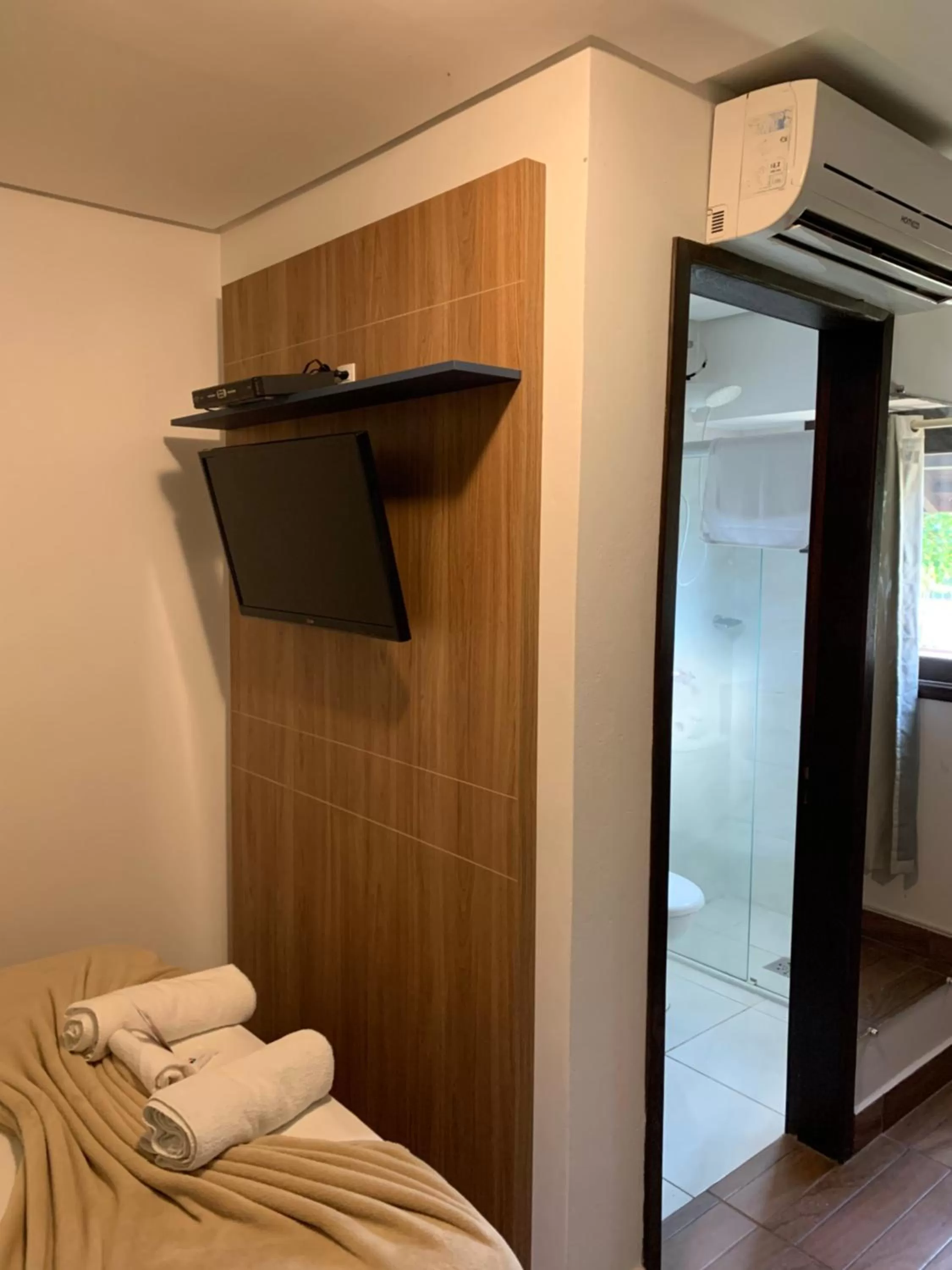 TV/Entertainment Center in Beach House Floripa