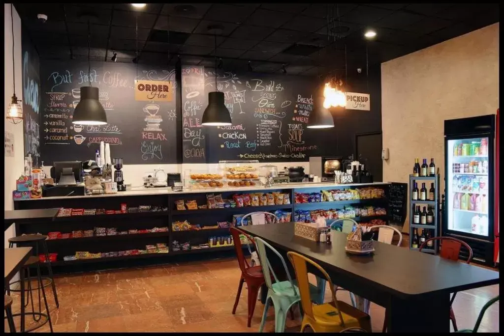 Two-Bedroom Apartment in 2BR Condo at Isla Verde Beach Two-Bedroom Apartment in 2BR Condo at Isla Verde Beach