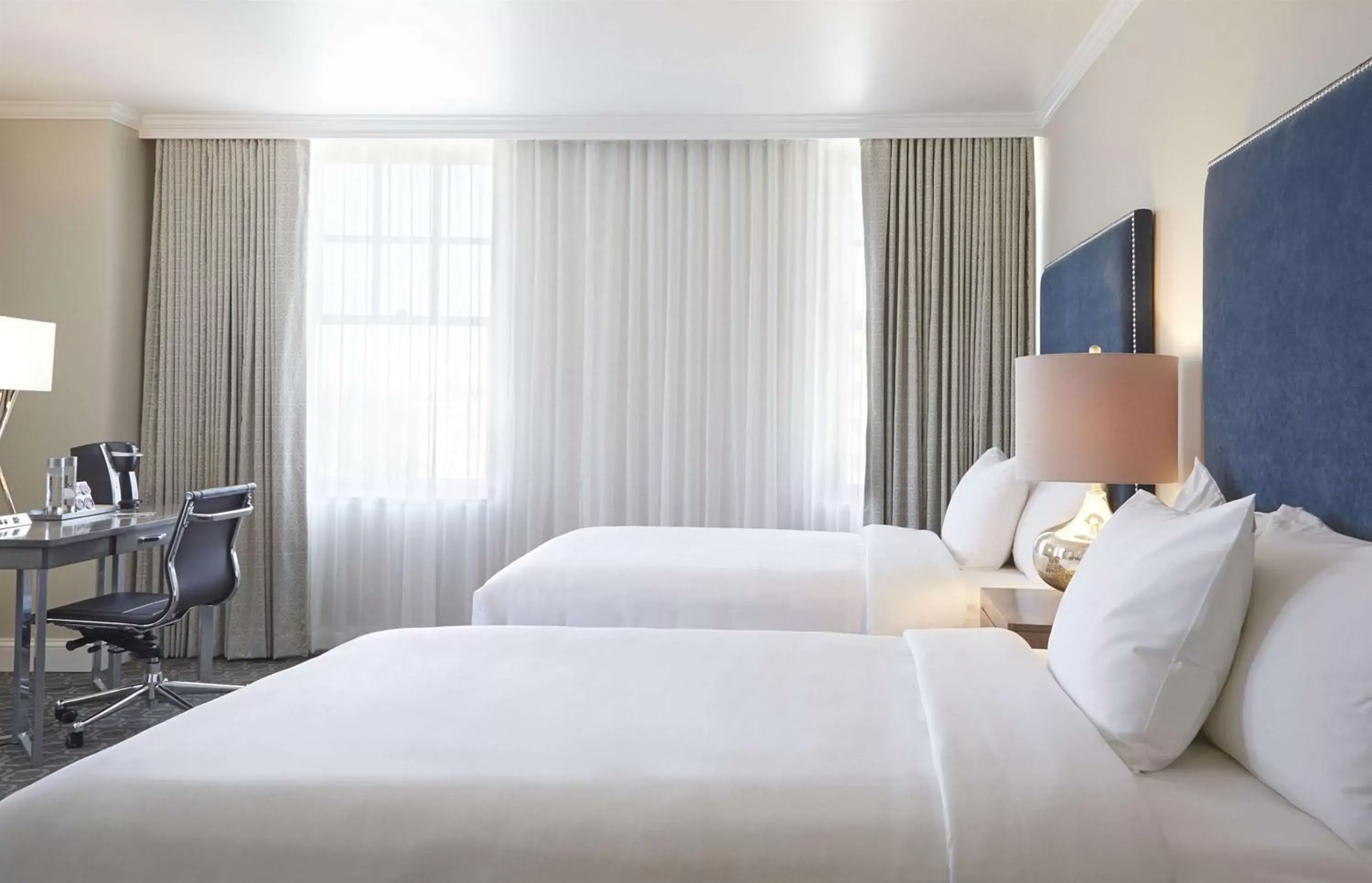 Double Room with Two Double Beds in Redmont Hotel Birmingham - Curio Collection by Hilton Double Room with Two Double Beds in Redmont Hotel Birmingham - Curio Collection by Hilton