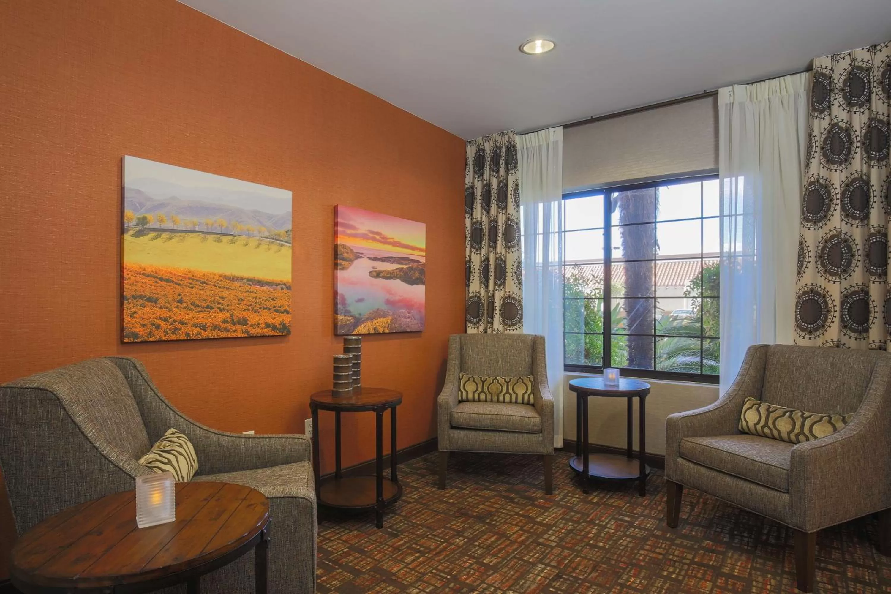 Lobby or reception in Hampton Inn & Suites Camarillo