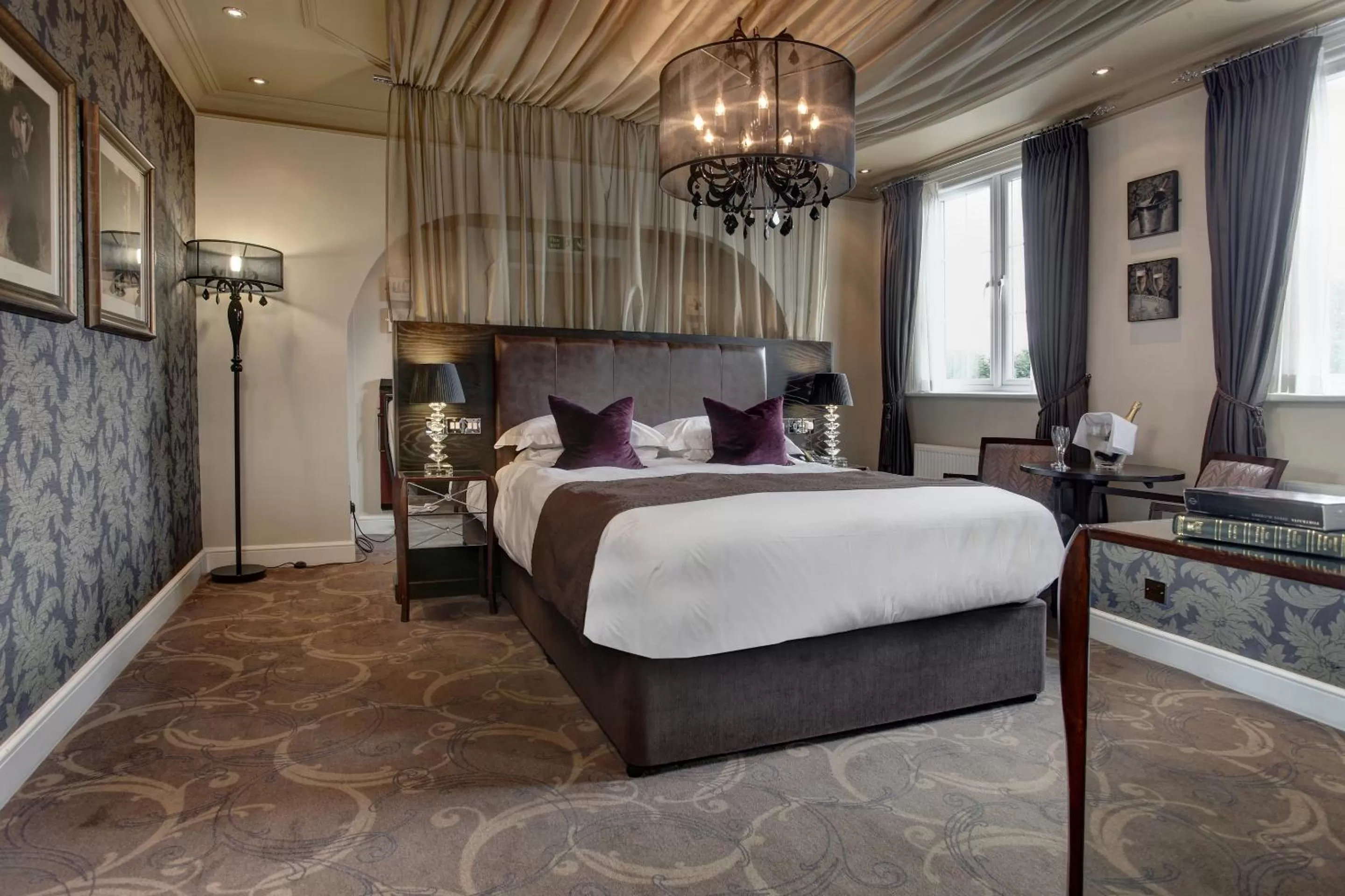 Photo of the whole room, Bed in Ivy Hill Hotel, Sure Hotel Collection by Best Western