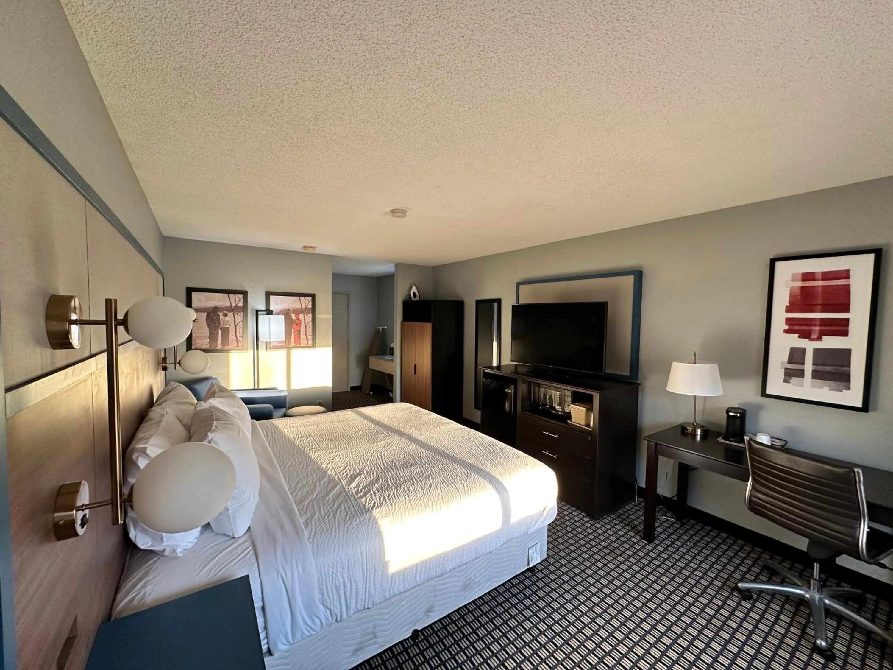 Bed in Quality Inn Reedsburg