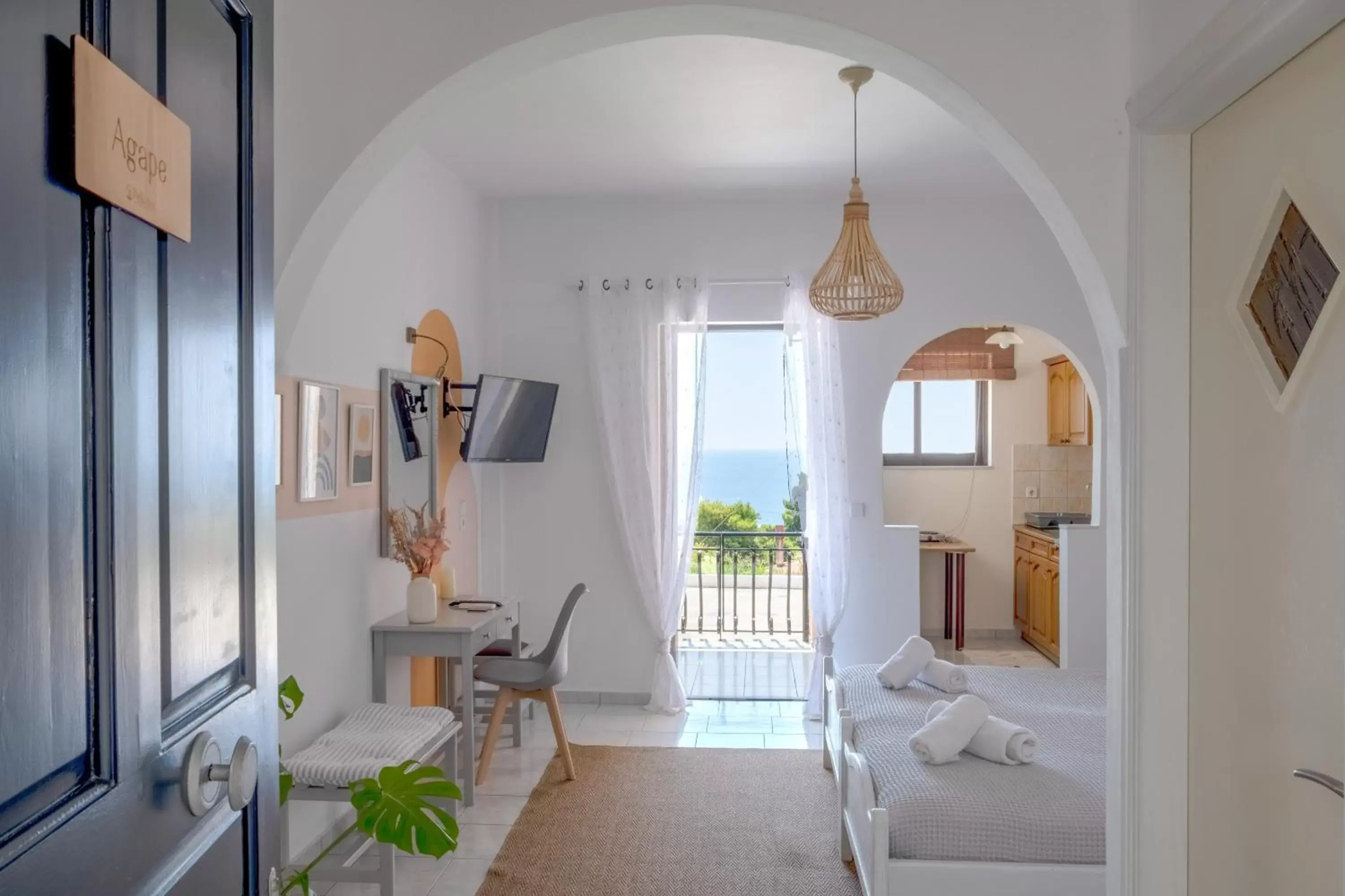 Double or Twin Room - single occupancy - Ground Floor in Pefkides Aegina Boutique Apartments Double or Twin Room - single occupancy - Ground Floor in Pefkides Aegina Boutique Apartments