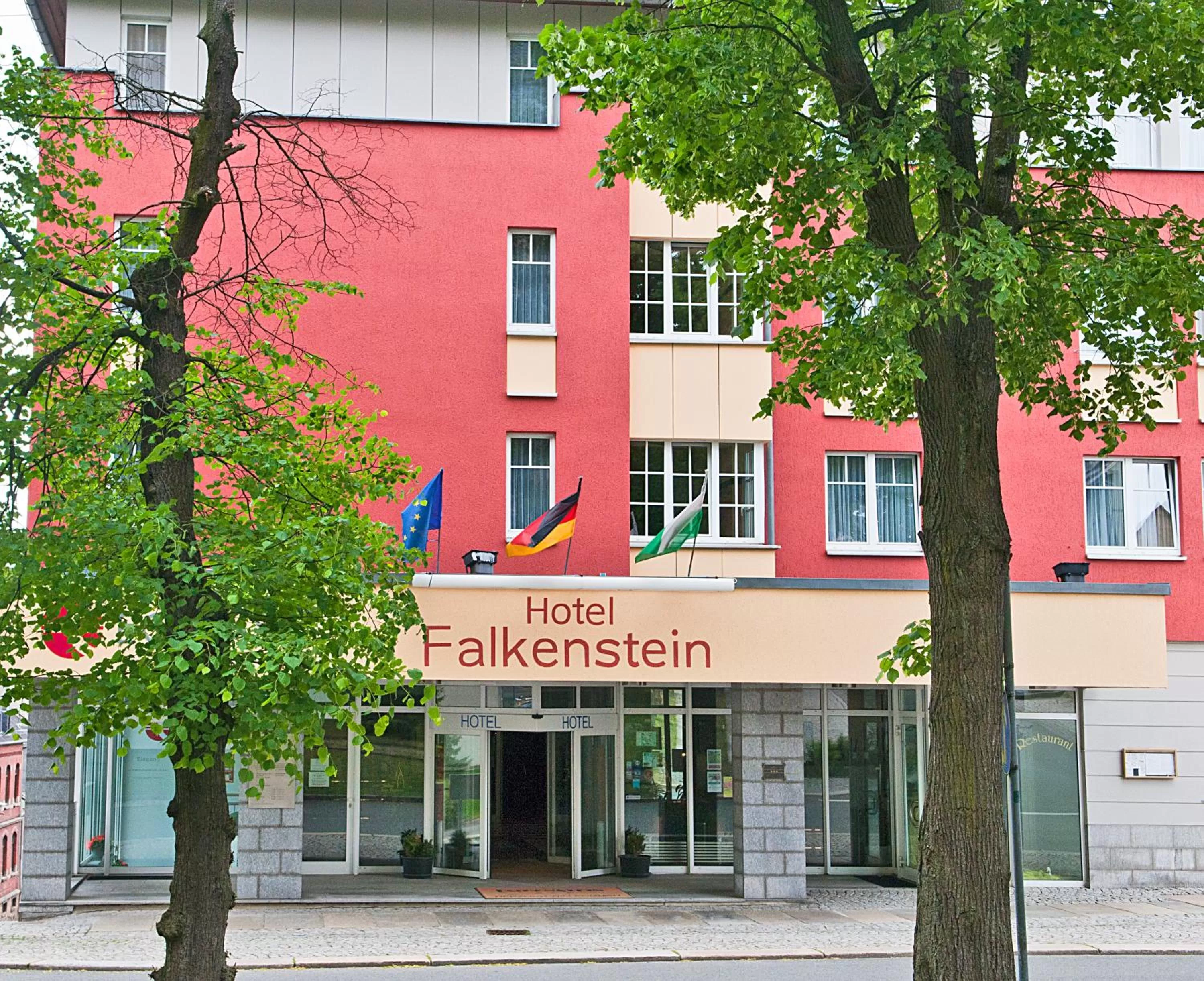 Facade/entrance in Hotel Falkenstein
