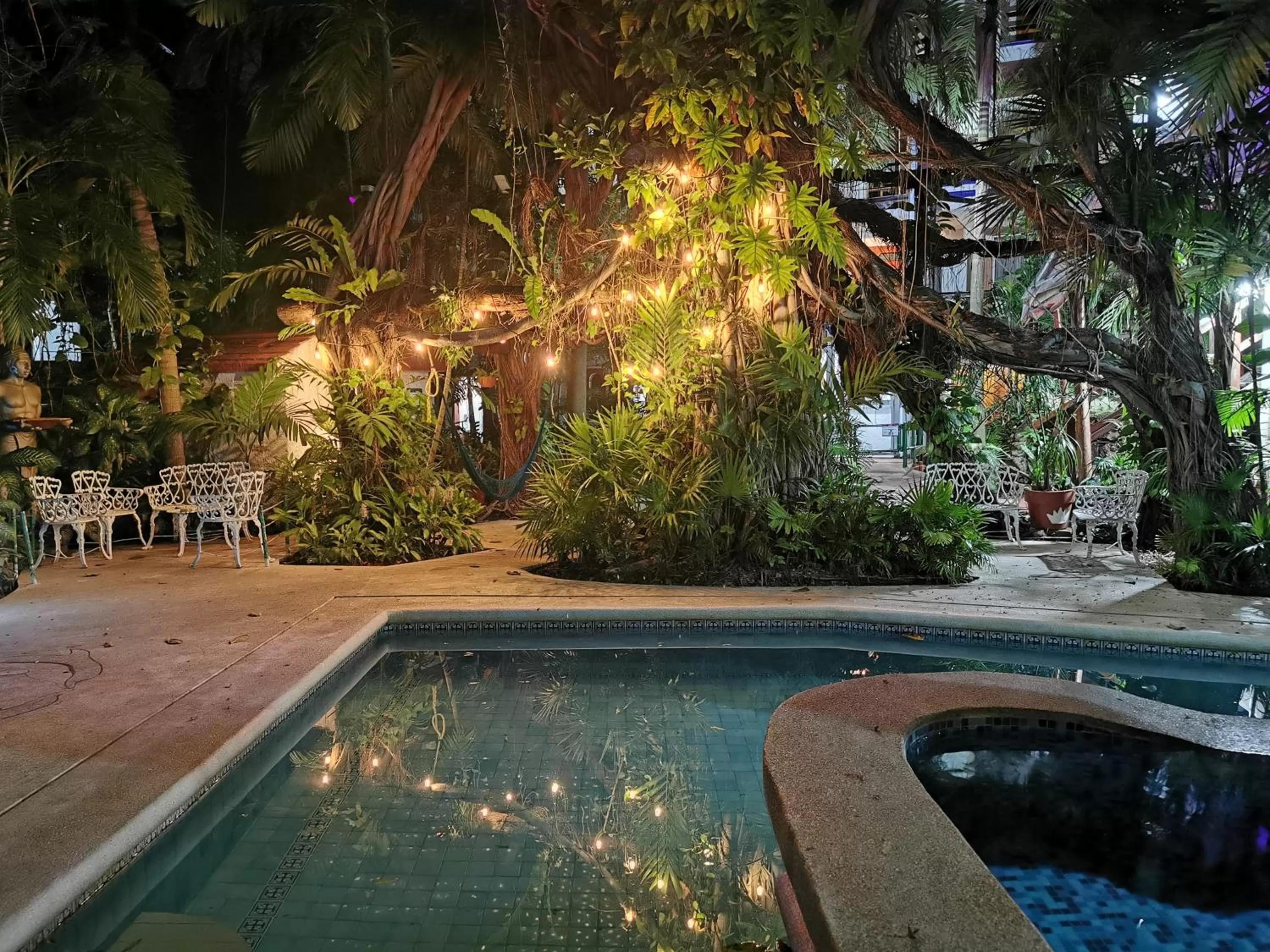 Garden in Eco-hotel El Rey del Caribe