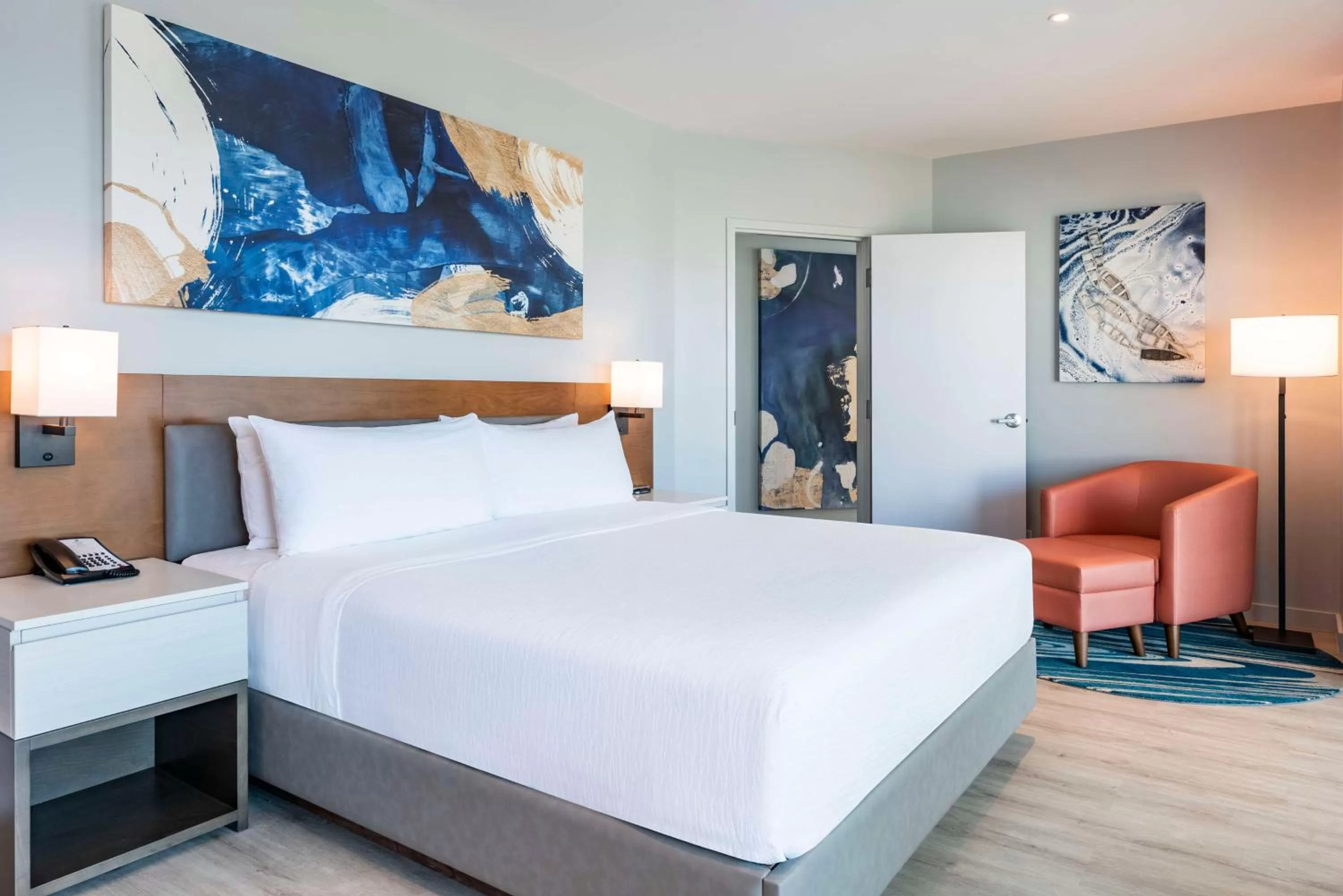 Bed in Embassy Suites By Hilton Aruba Beach Resort