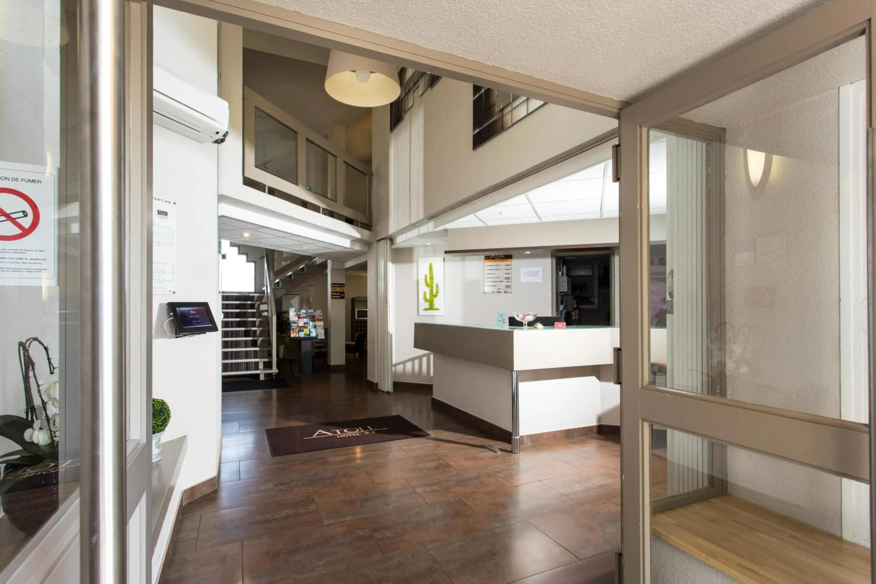 Lobby or reception in Contact Hotel Atoll