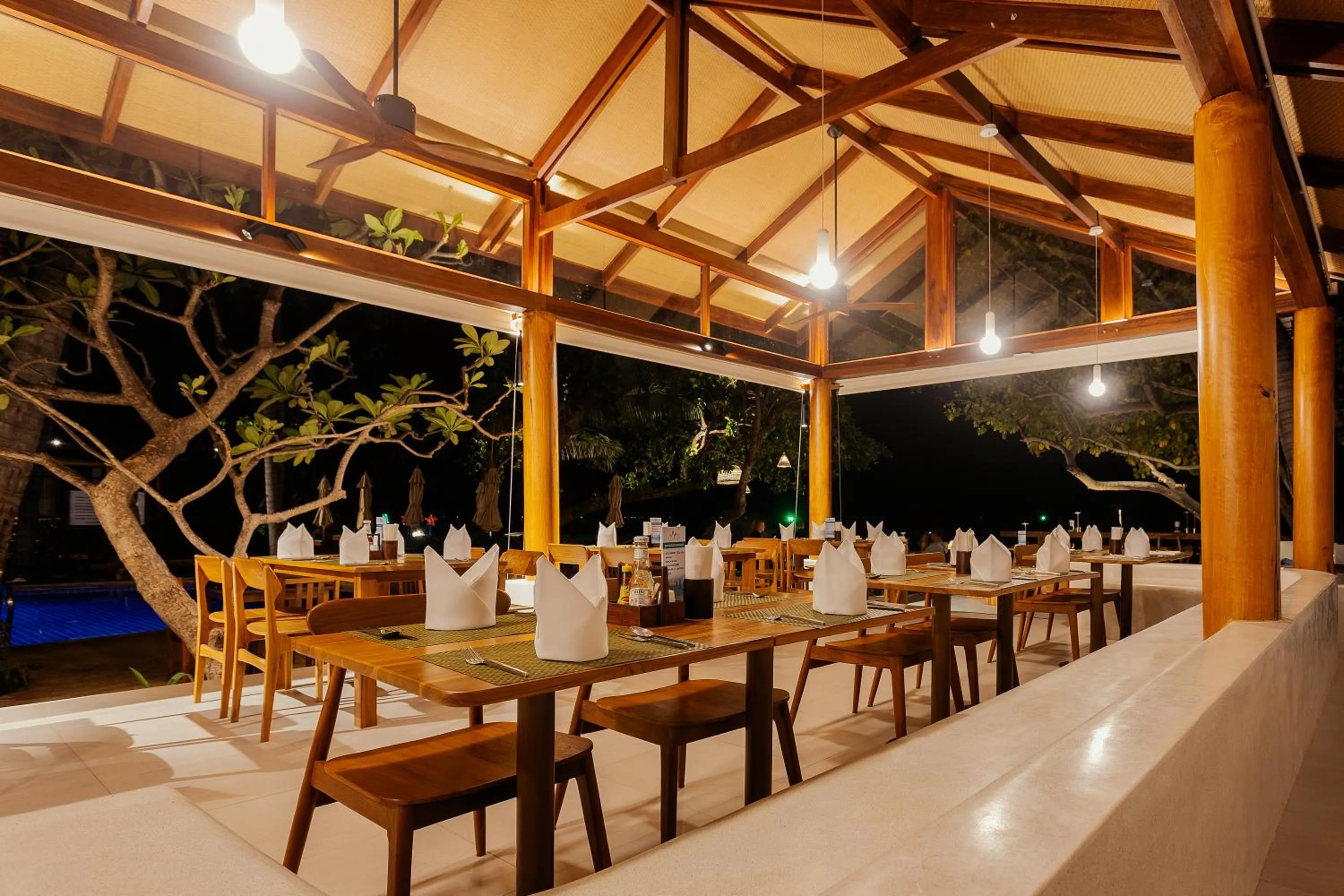 Restaurant/places to eat in Baan Chaweng Beach Resort & Spa - SHA Extra Plus