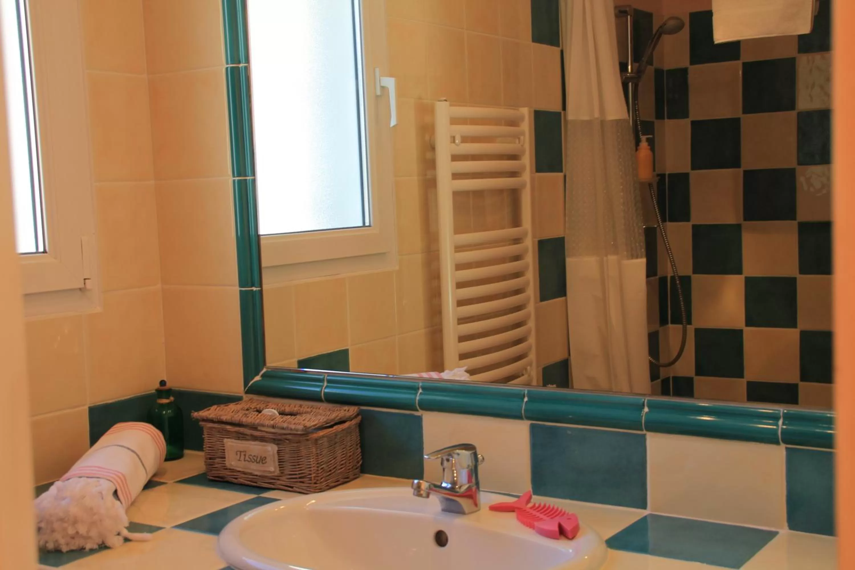 Shower, Bathroom in La Dryade