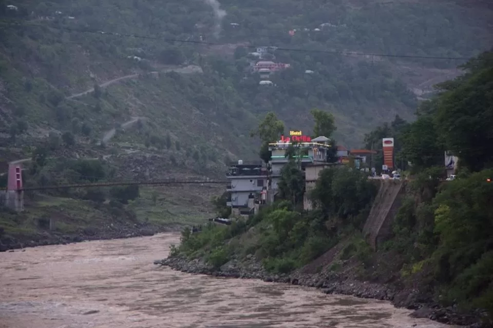 Natural landscape in Hotel La Orilla Muzaffarabad