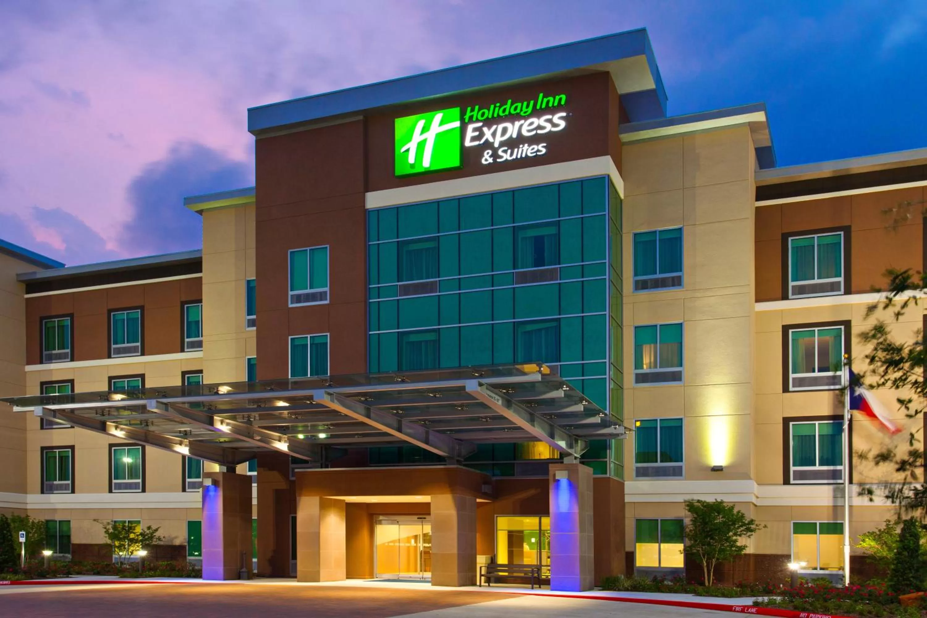 Property building in Holiday Inn Express & Suites Houston S - Medical Ctr Area by IHG