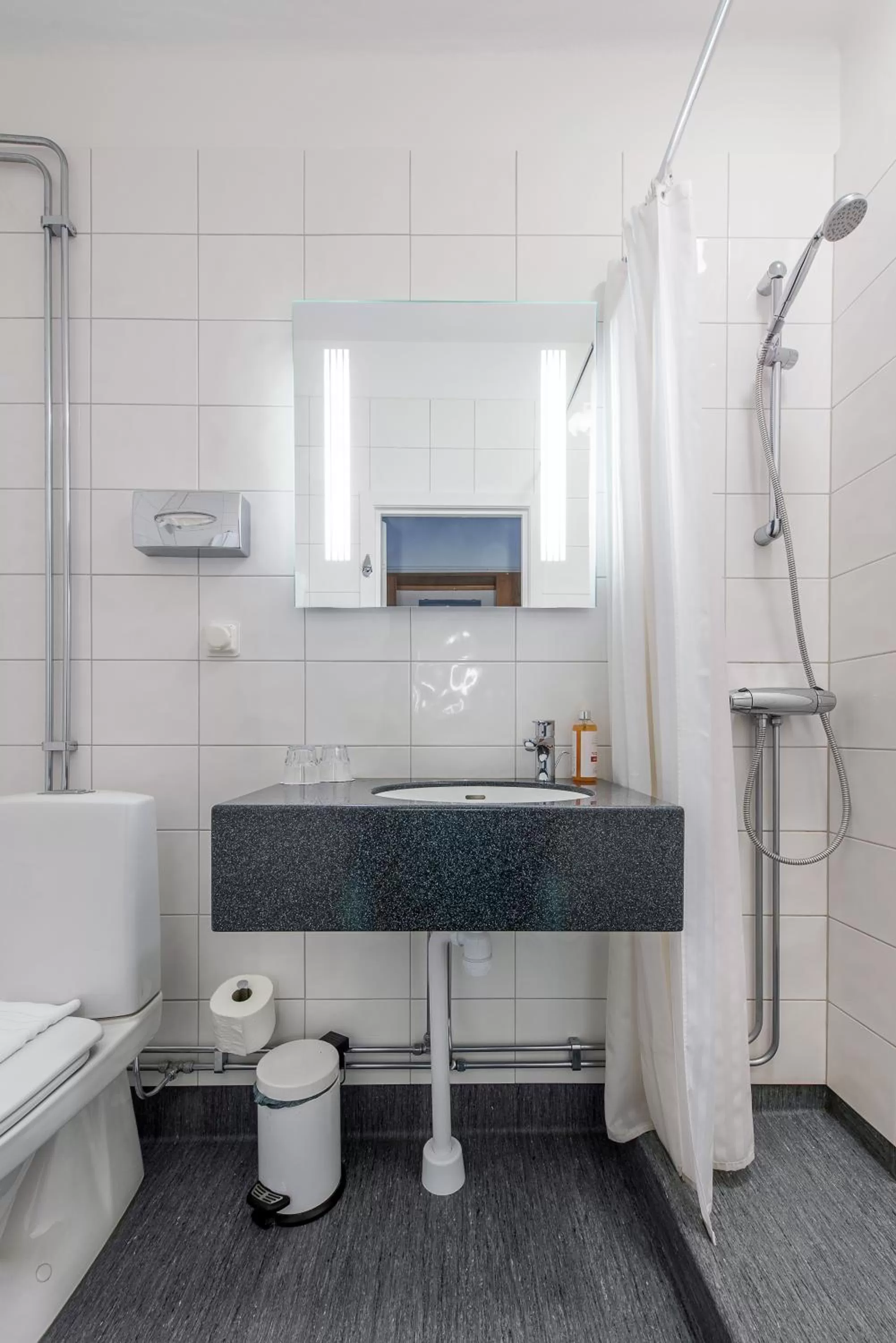 Shower in Centric Hotel