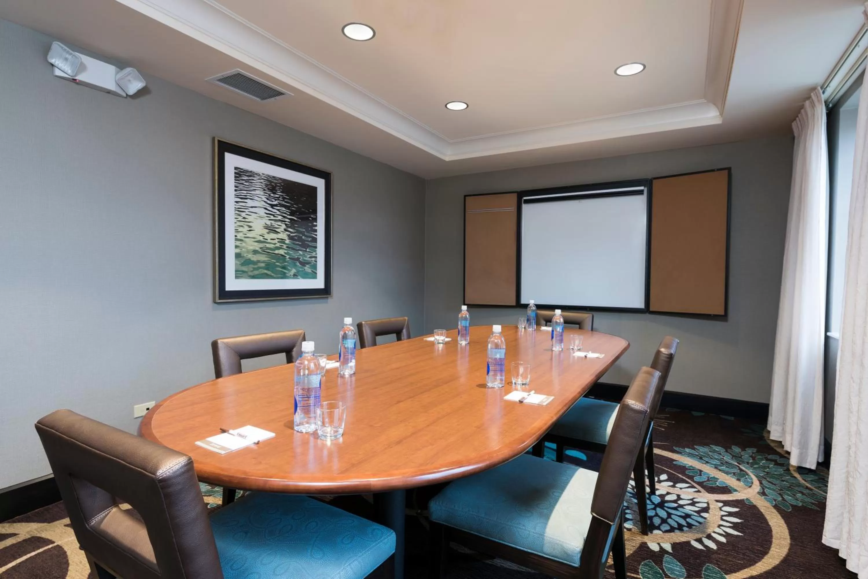 Meeting/conference room in Staybridge Suites Chicago-Oakbrook Terrace by IHG