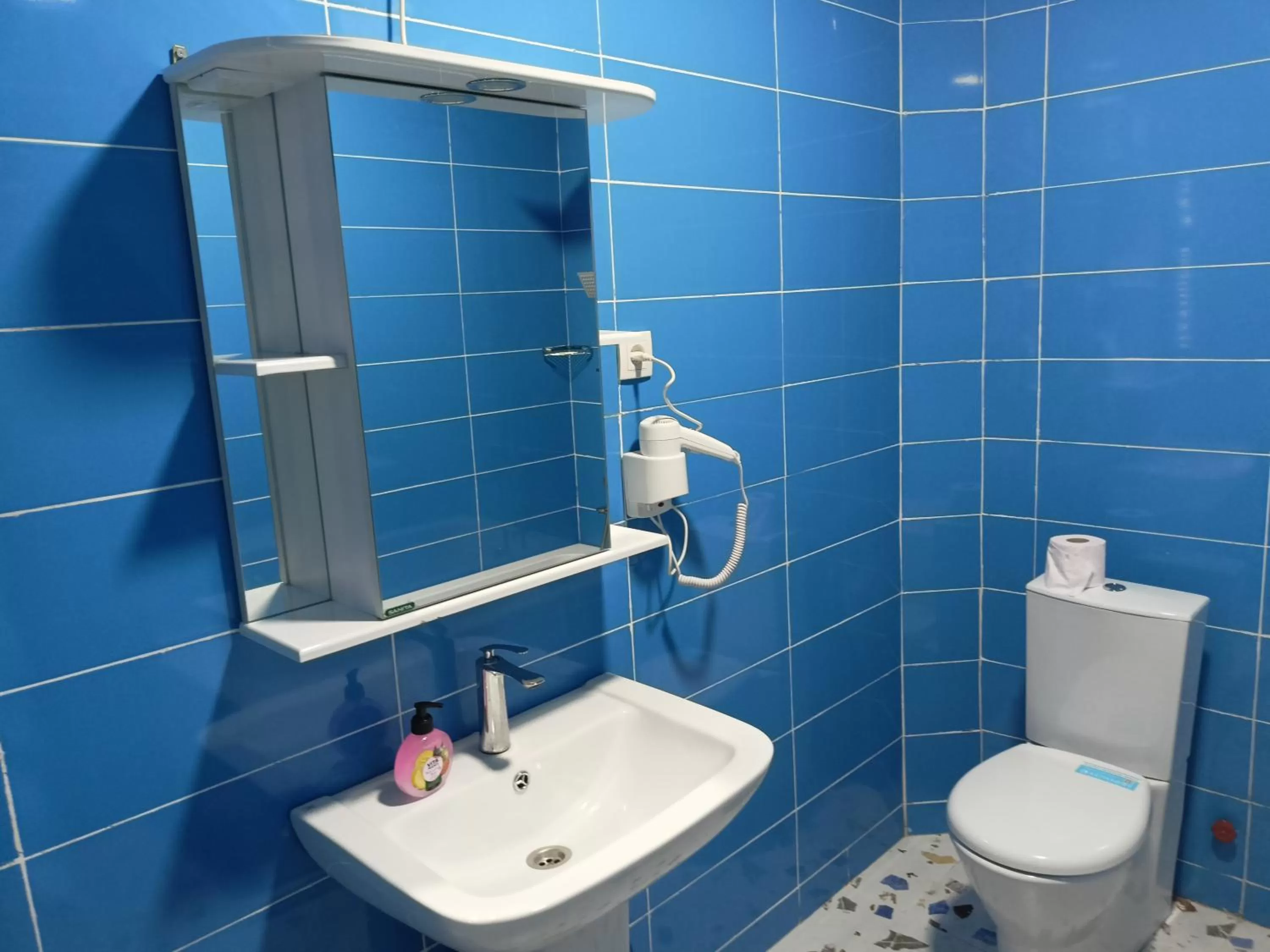 Bathroom in Hotel Lilo near Airport