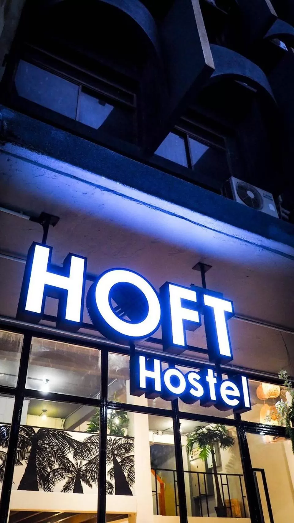 Property building in Hoft Hostel Bangkok