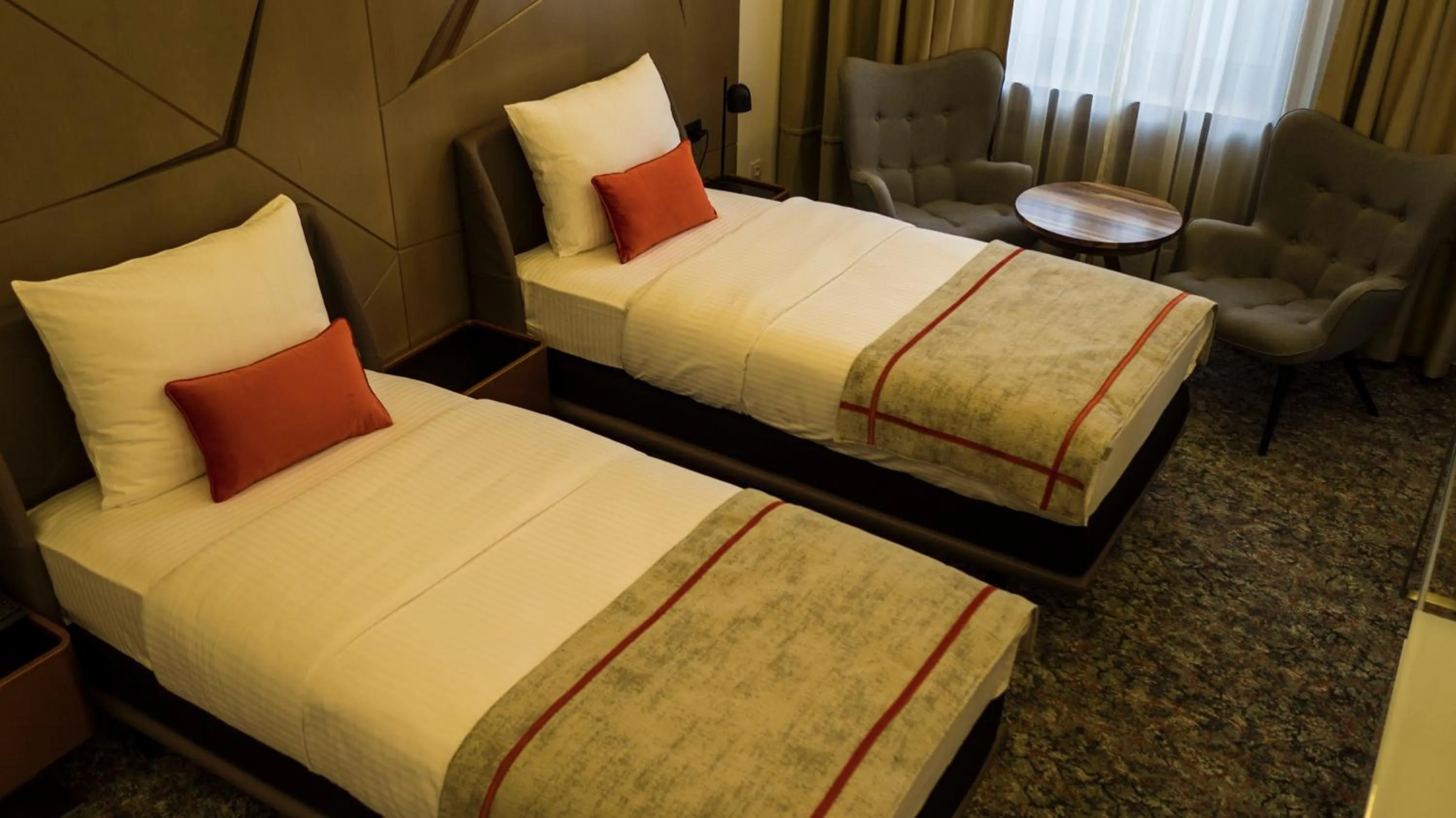 Bed in Hotel Austria & Bosna