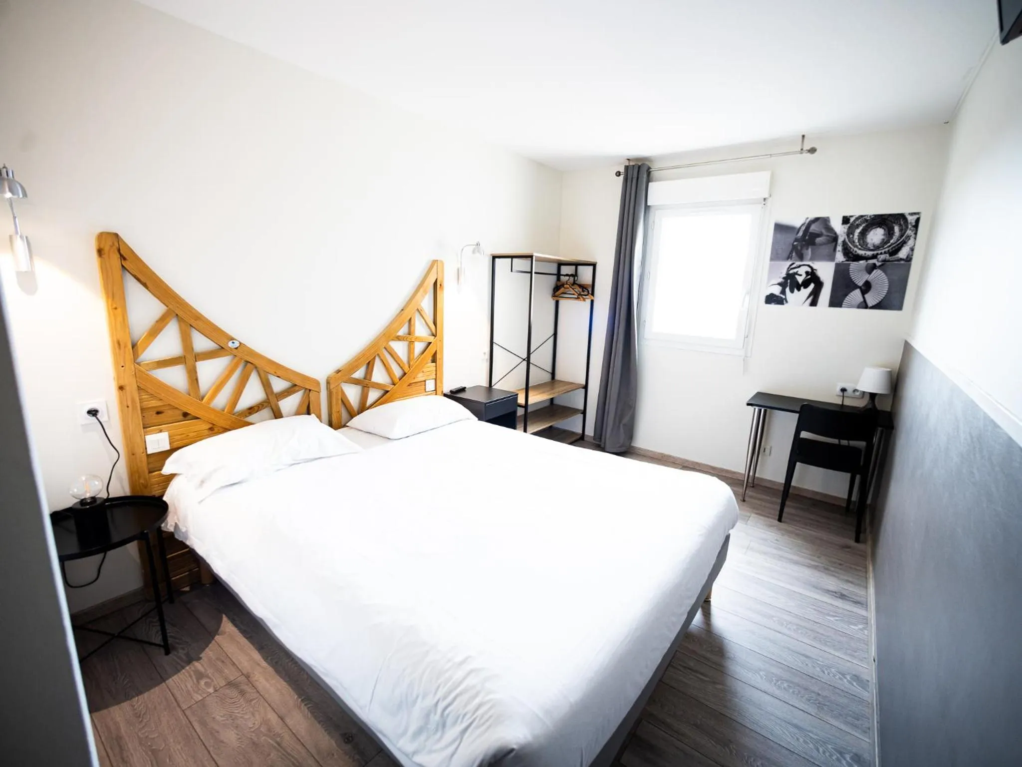 Photo of the whole room, Bed in Hotel Grand Cap Rooftop Pool