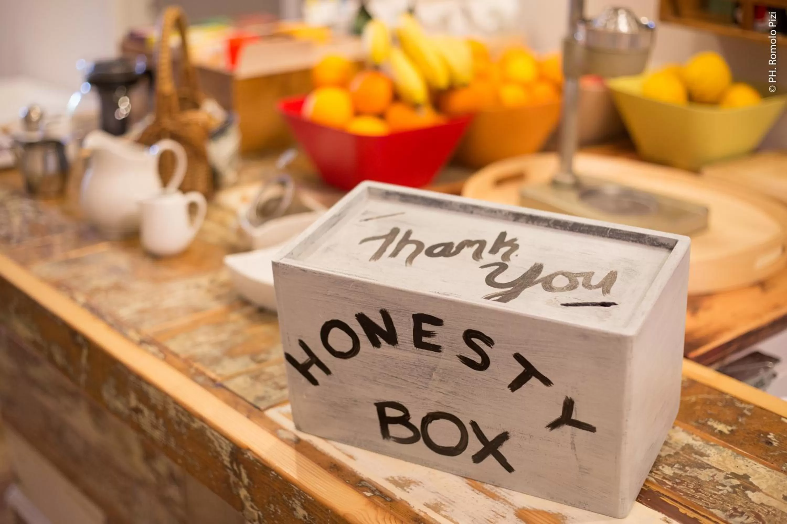 On-site shops in The Bellini House by House In Naples