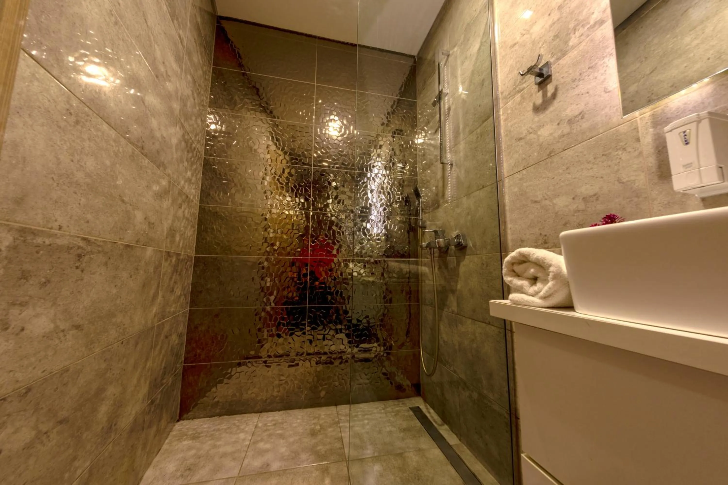 Shower in My House N5 Suites Hotel