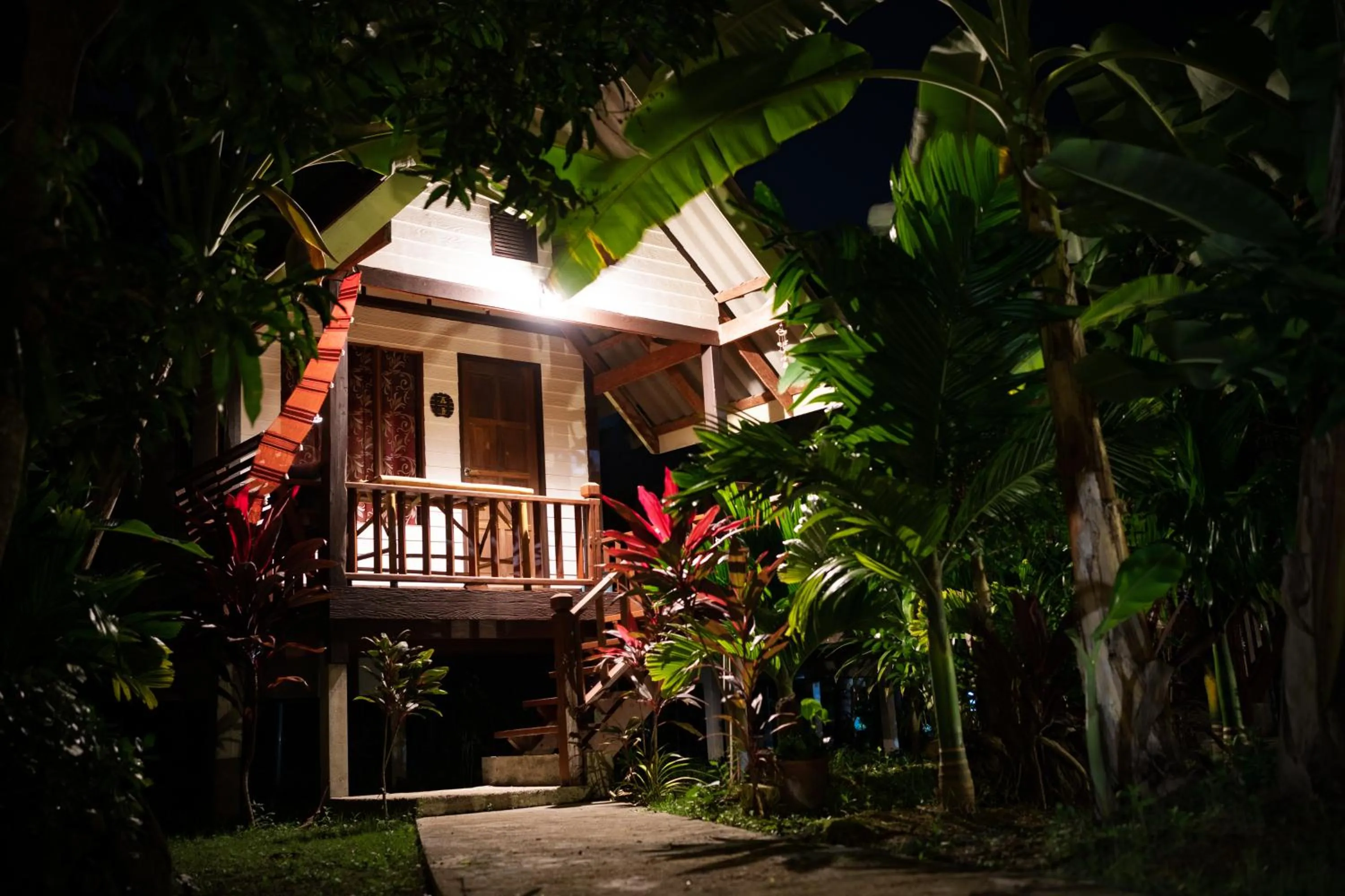 Property building in Lanta Andaleaf Bungalow - SHA Extra Plus