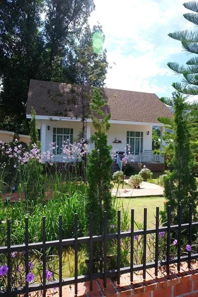 Deluxe Queen Room in Baroque Boutique Resort Deluxe Queen Room in Baroque Boutique Resort