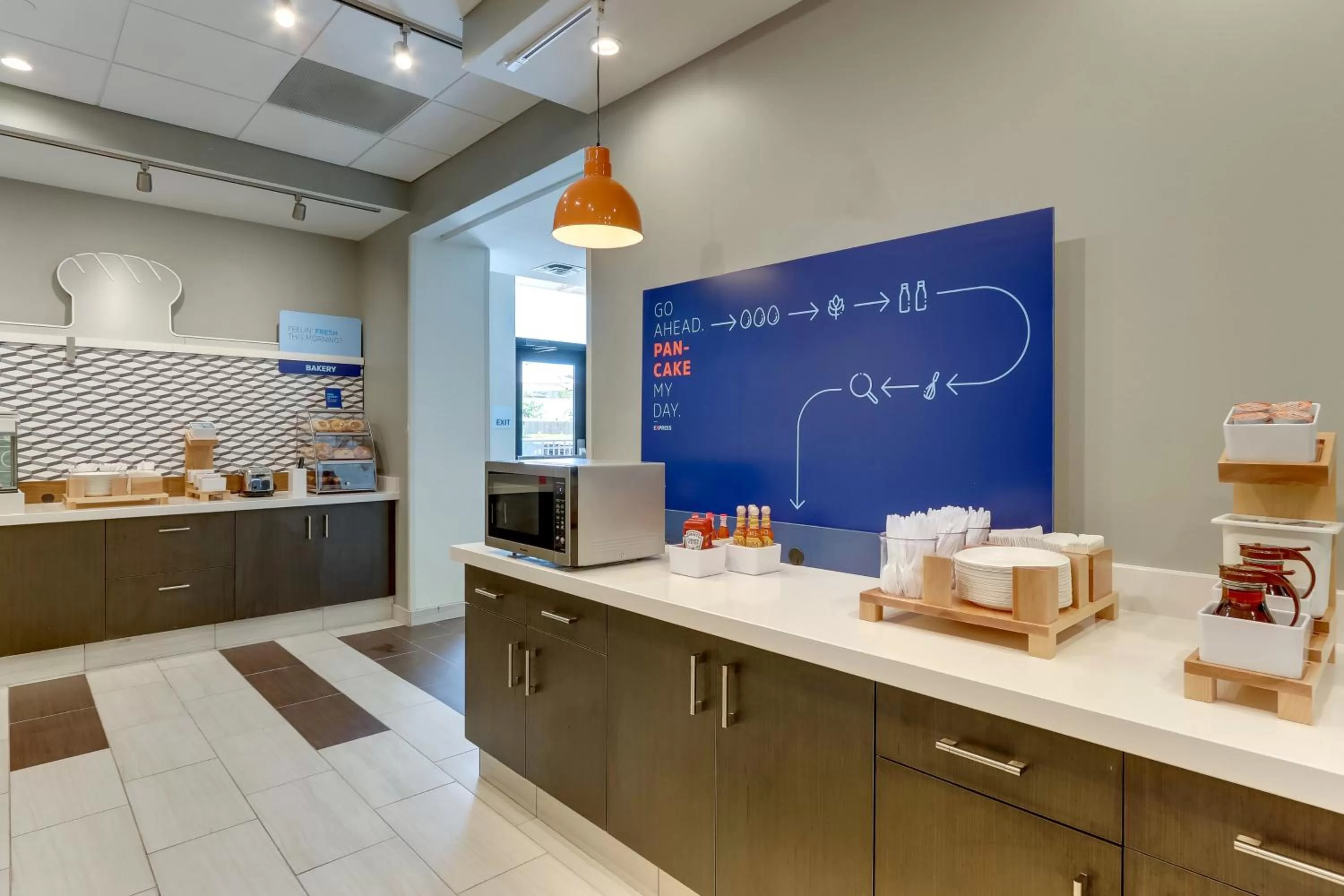 Breakfast in Holiday Inn Express - Wilmington - Porters Neck by IHG