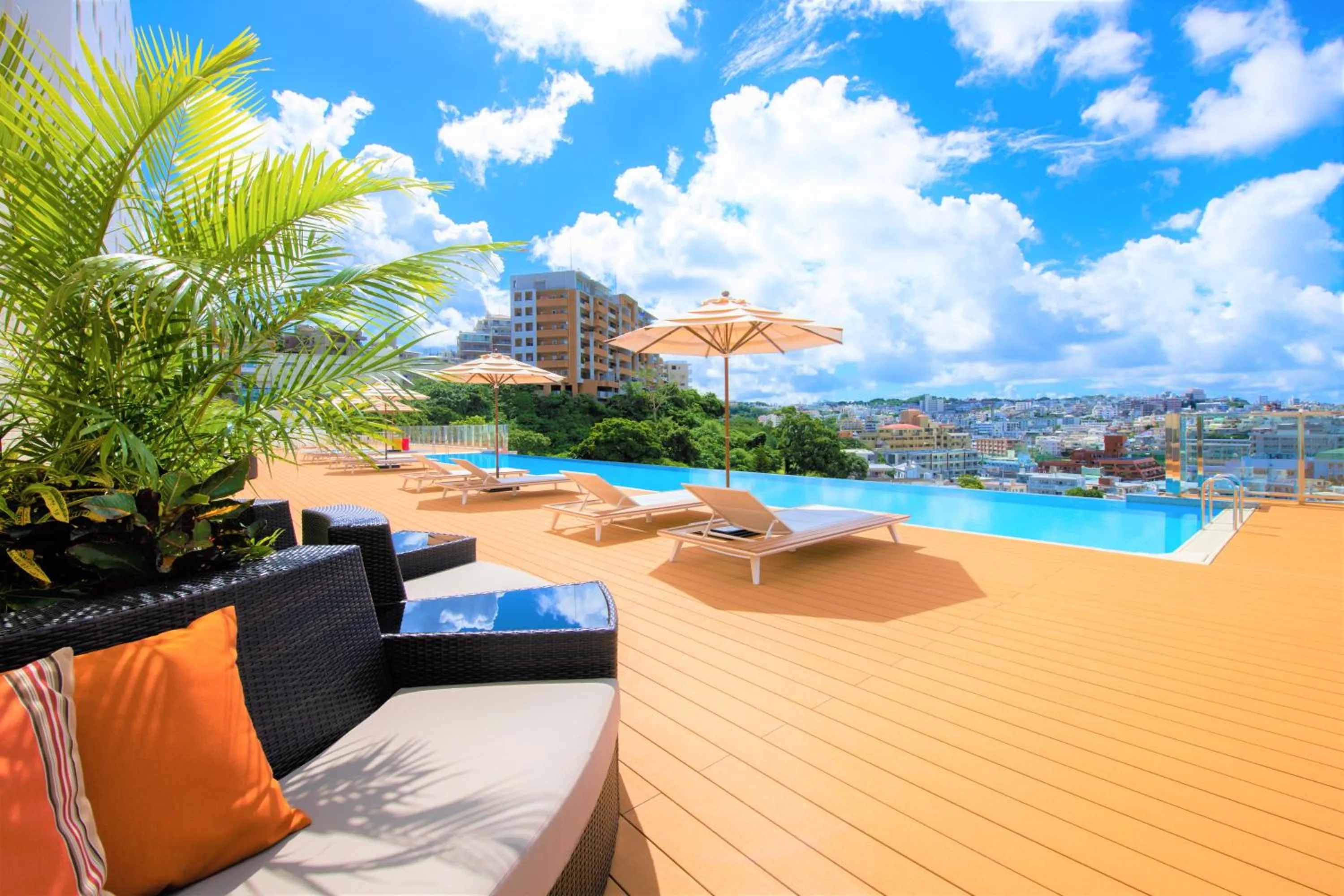 Swimming pool in Novotel Okinawa Naha