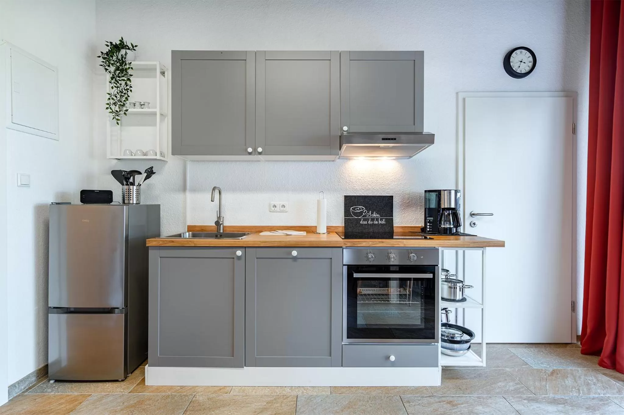 Coffee/tea facilities, Kitchen/Kitchenette in Villa Moorstern