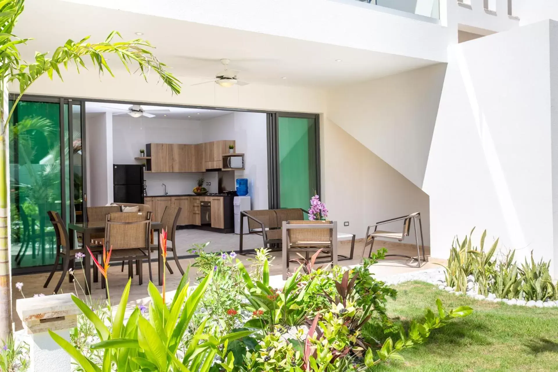 One-Bedroom Apartment in Louisa Aparthotel One-Bedroom Apartment in Louisa Aparthotel