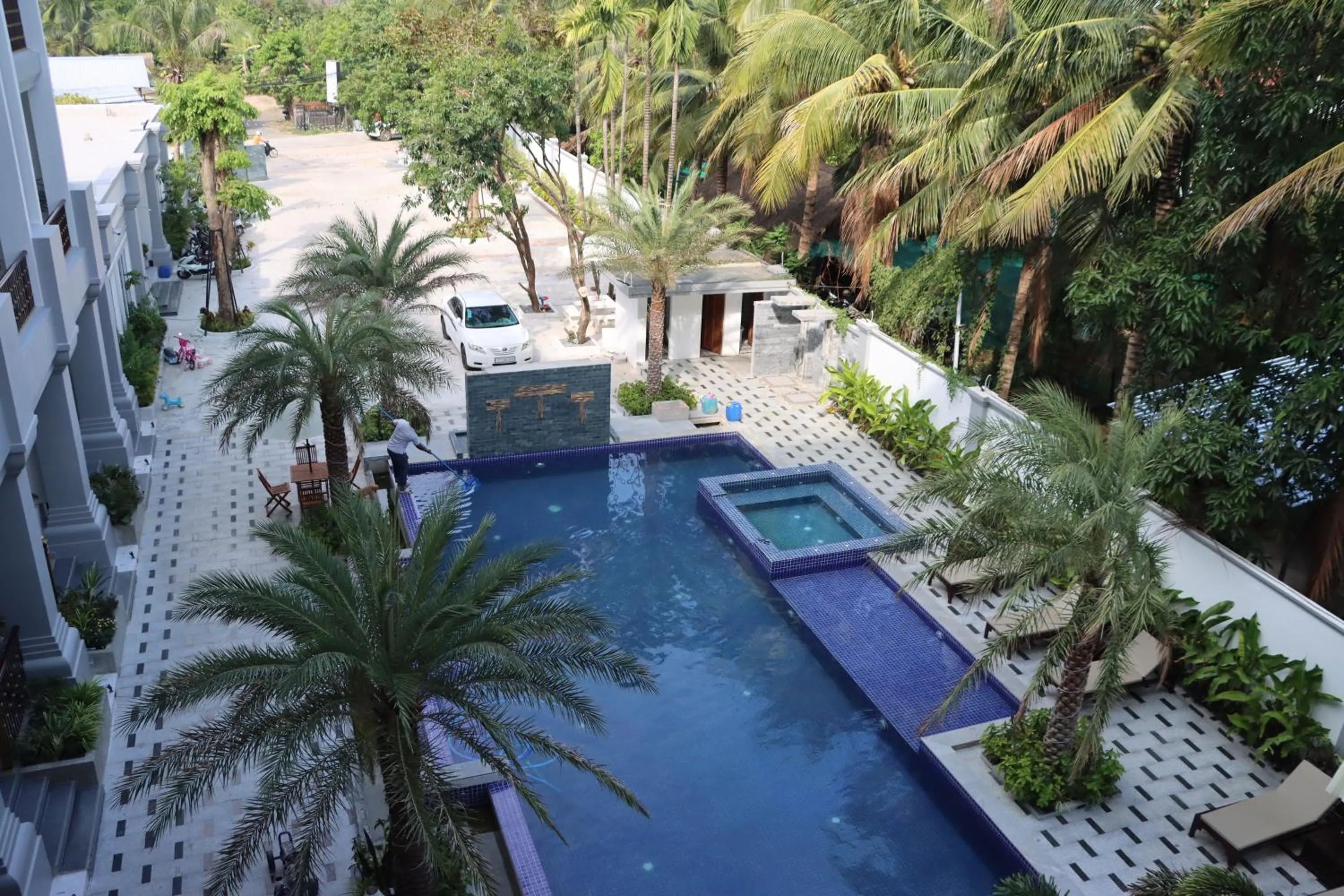 Property building in Sky Boutique Kampot