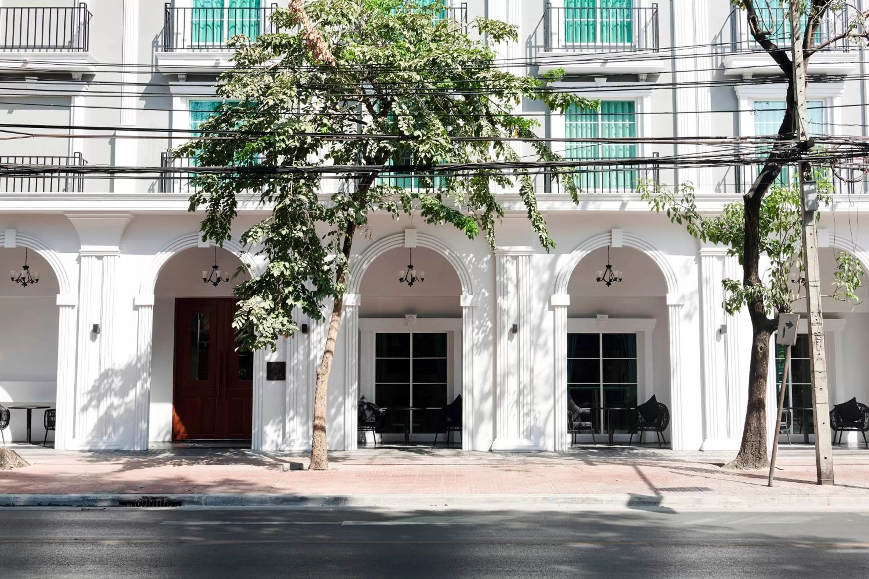 Property building in Villa De Pranakorn