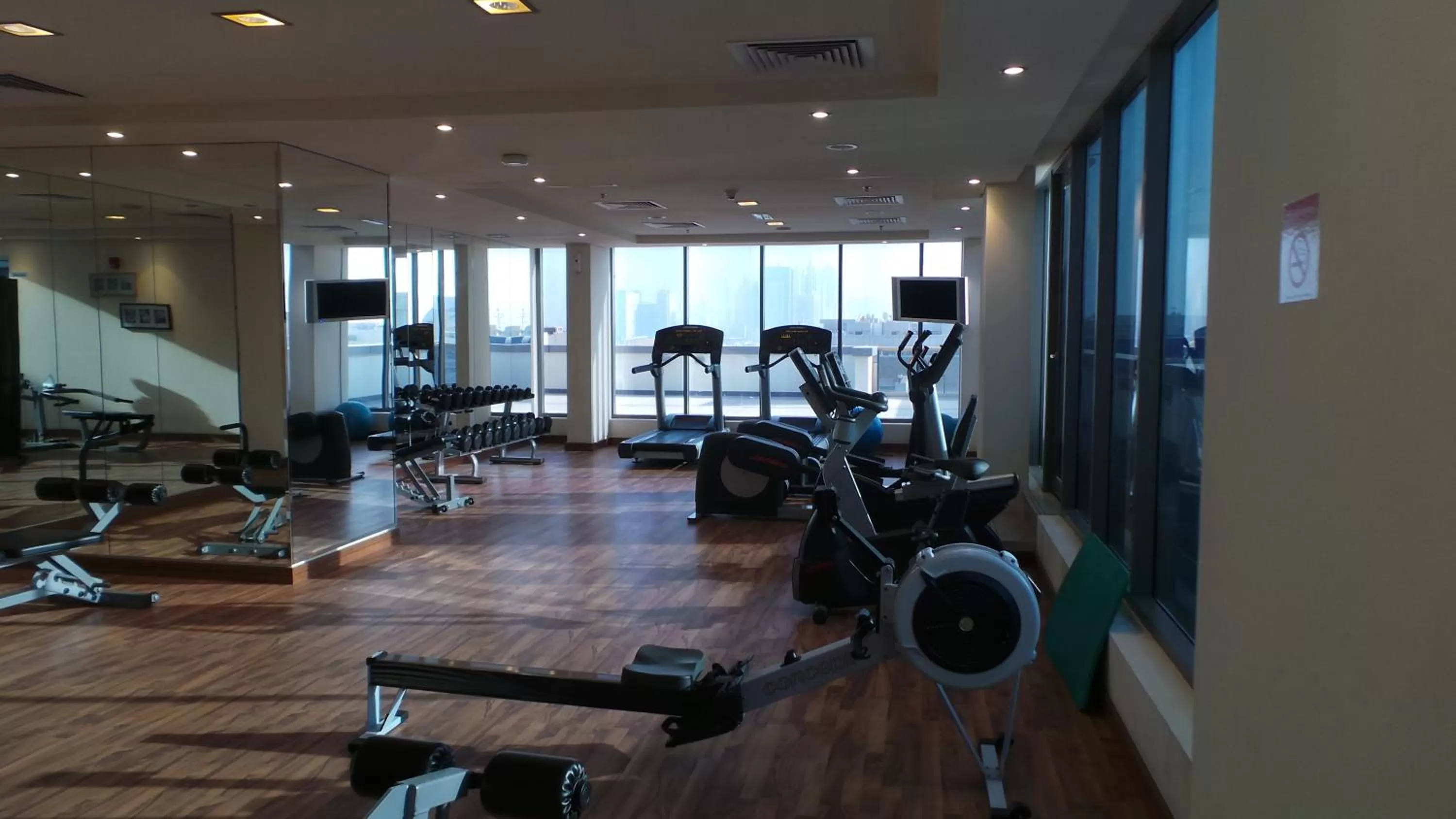 Fitness centre/facilities in Xclusive Maples Hotel Apartment