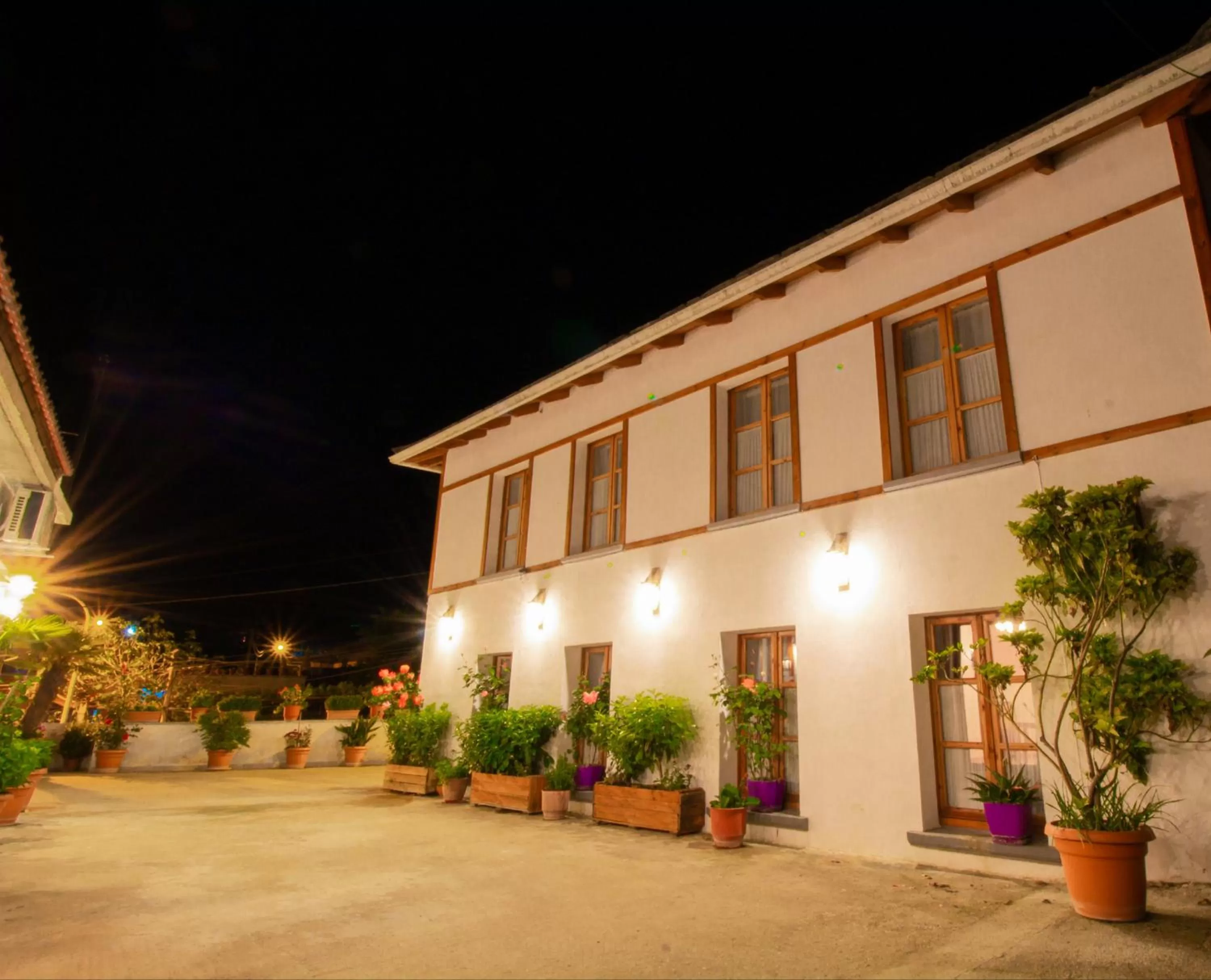 Property Building in Hotel Bebej Tradicional