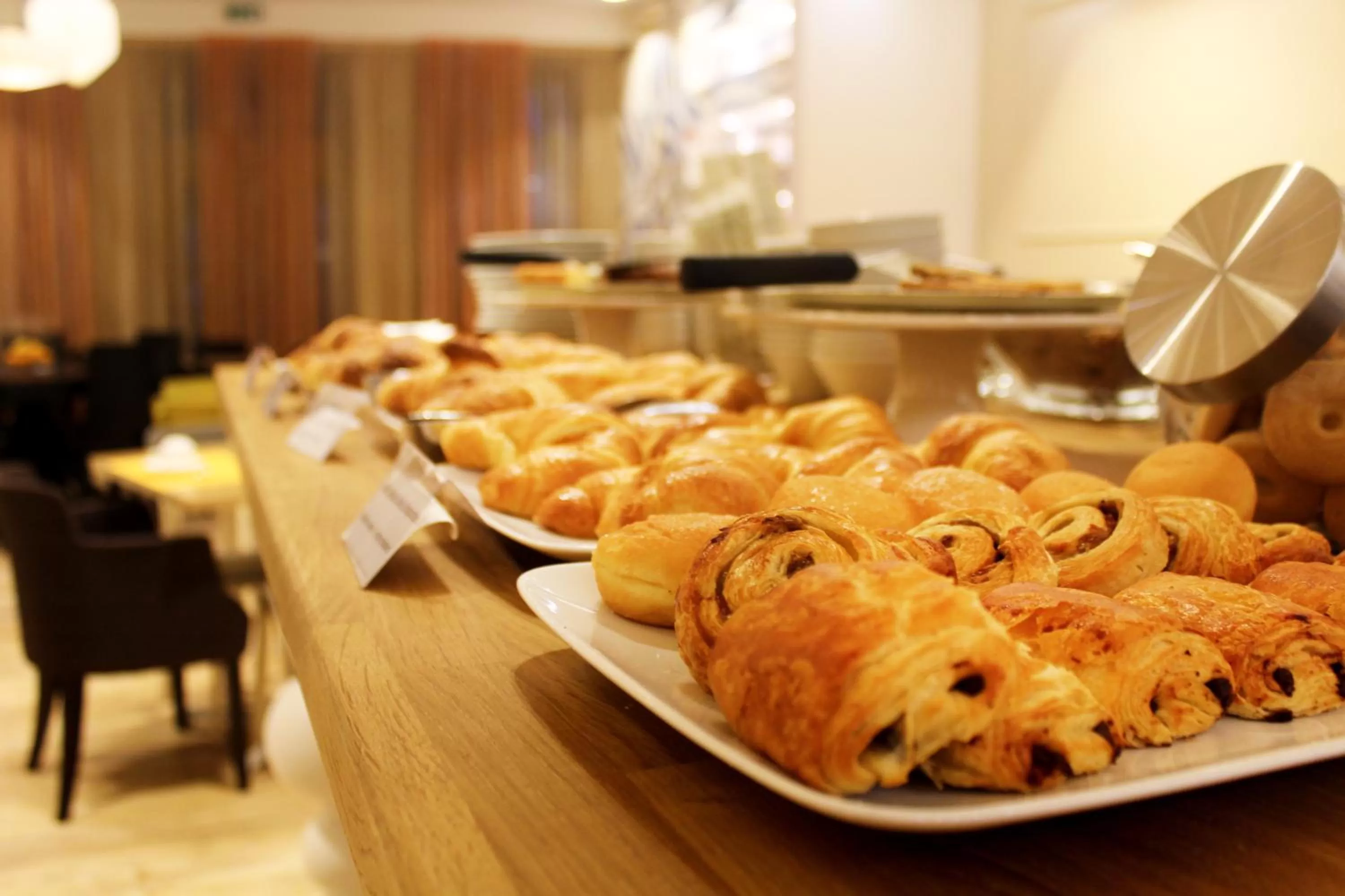 Buffet breakfast in Best Western Hotel Piemontese