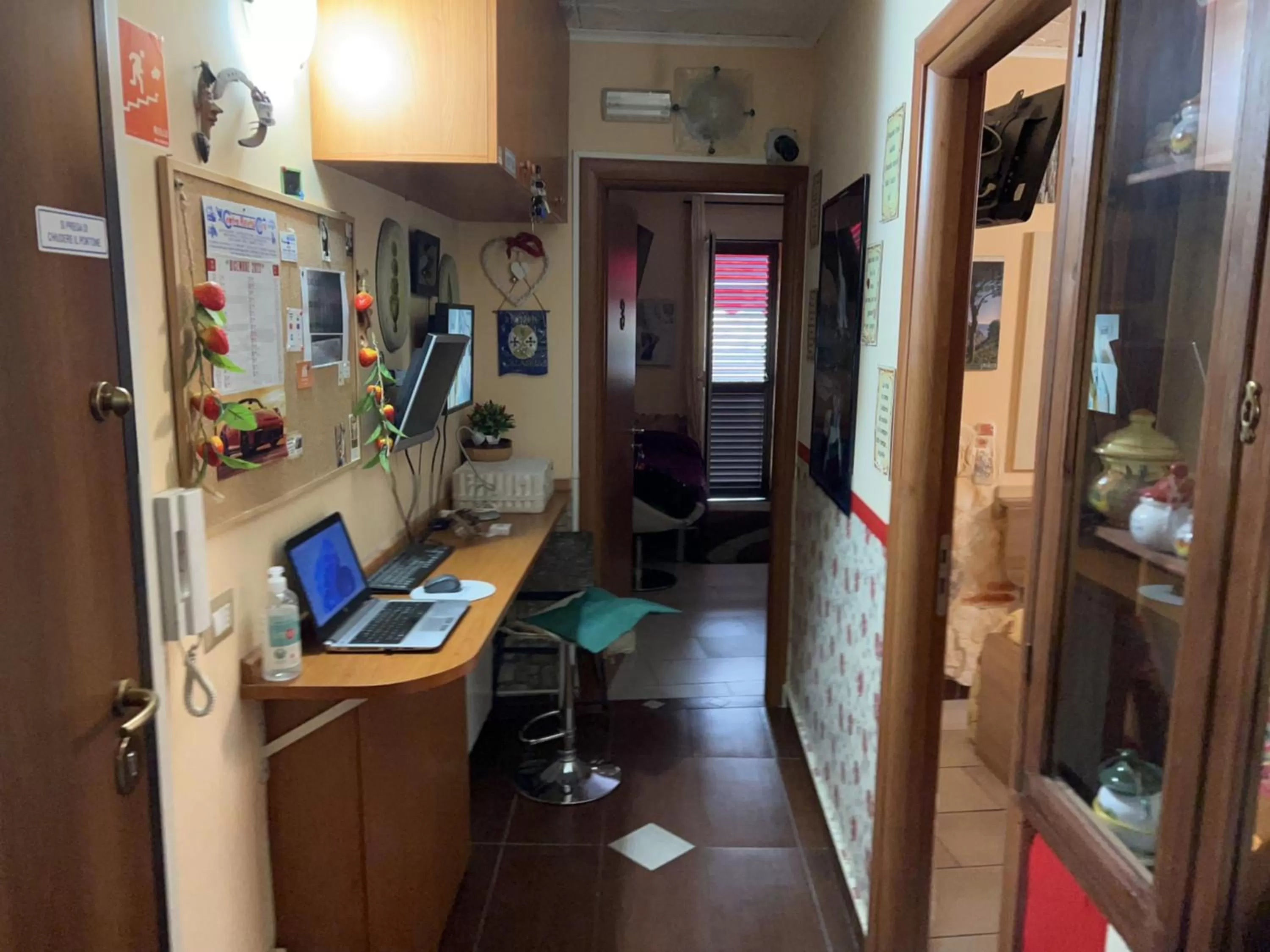 Breakfast in Golden Dreams B&B