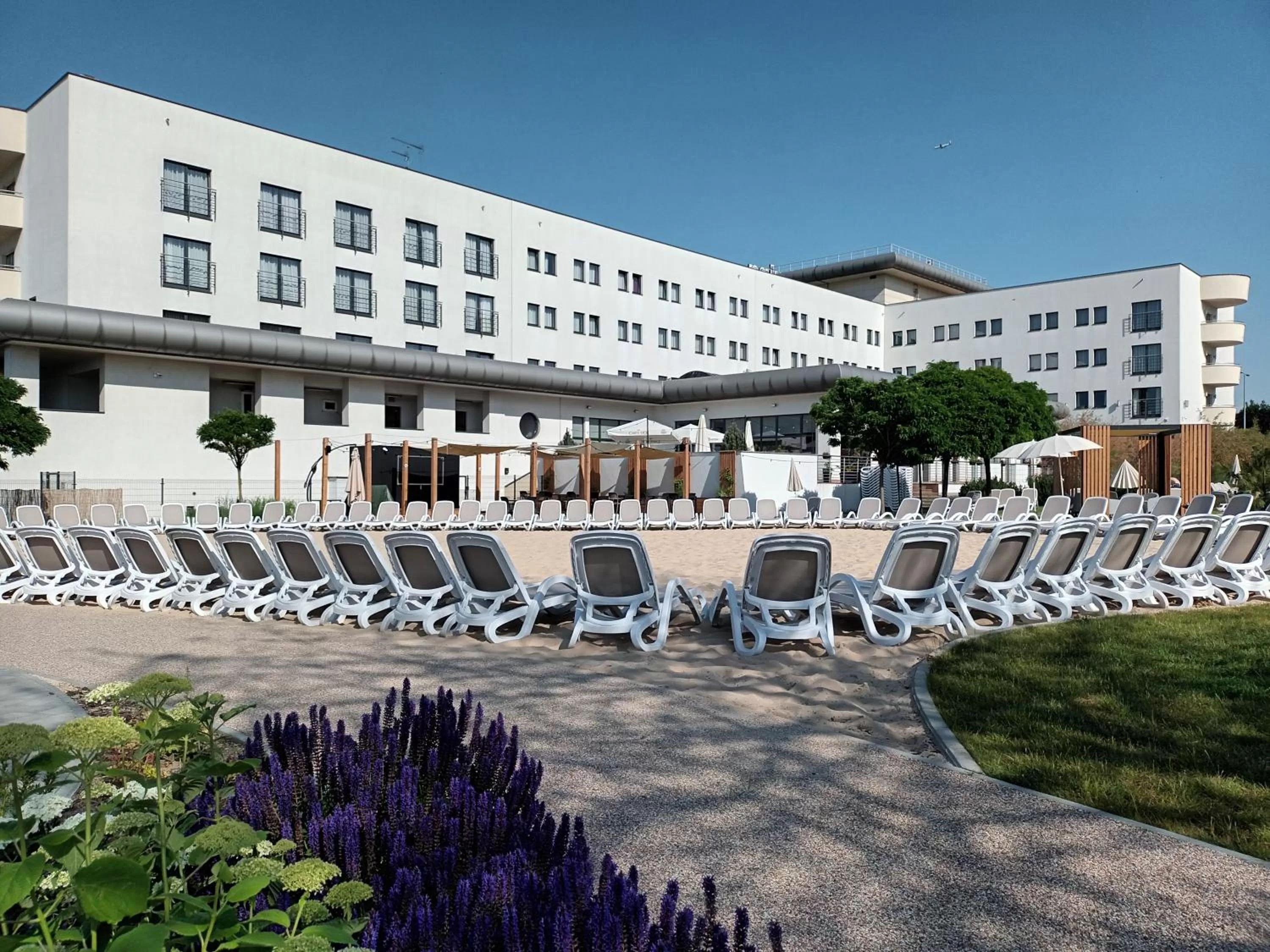 Property building in Hotel Swing