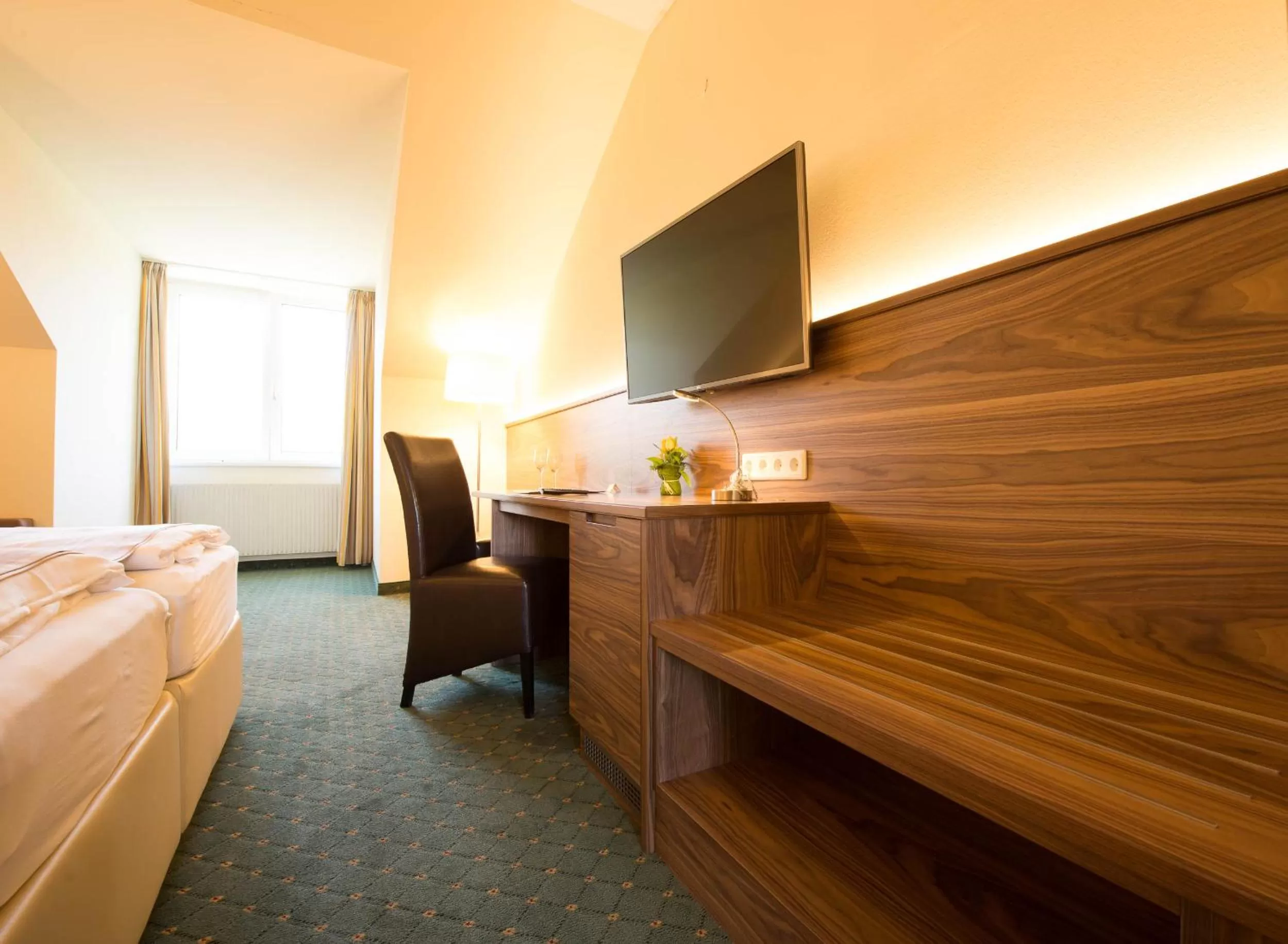 TV and multimedia, Bed in Hotel Beethoven