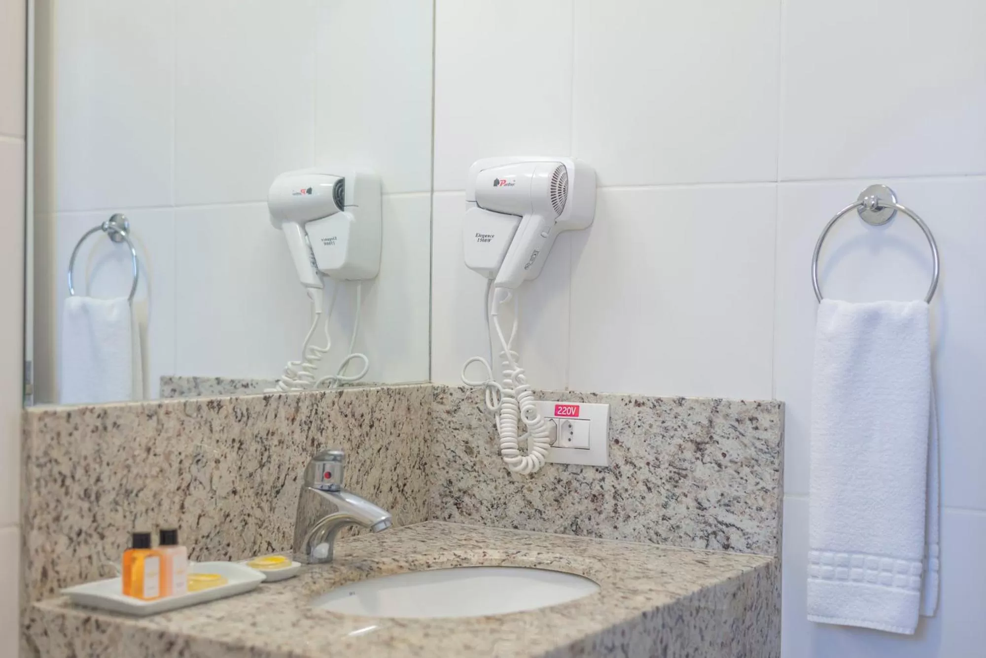 Bathroom in Hotel Glória