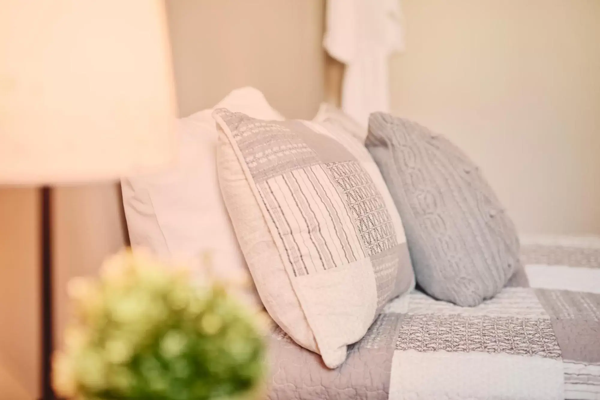 Double Room with Shared Bathroom in Auberge de l'Abbaye d'Oka Double Room with Shared Bathroom in Auberge de l'Abbaye d'Oka