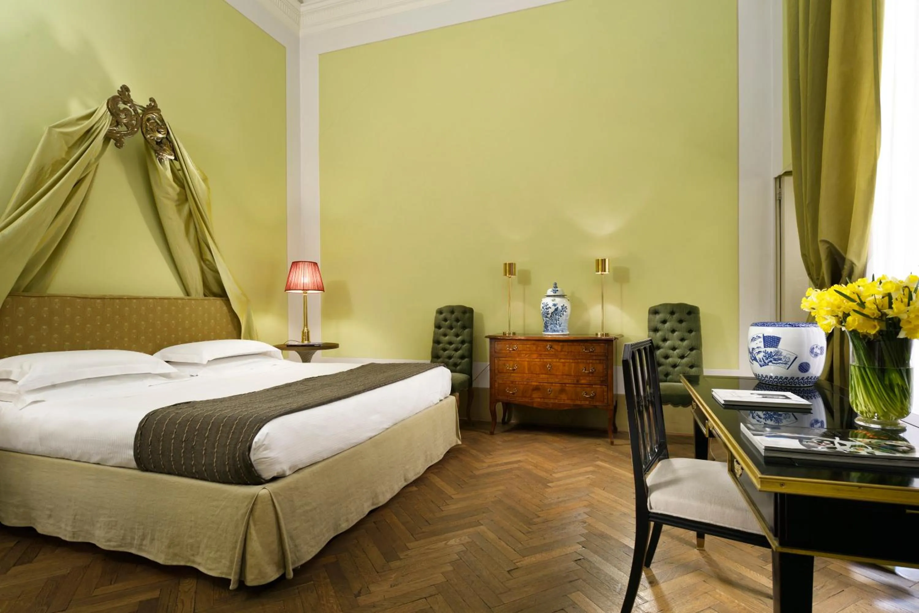 Bedroom, Bed in Al Palazzo del Marchese di Camugliano Residenza d'Epoca