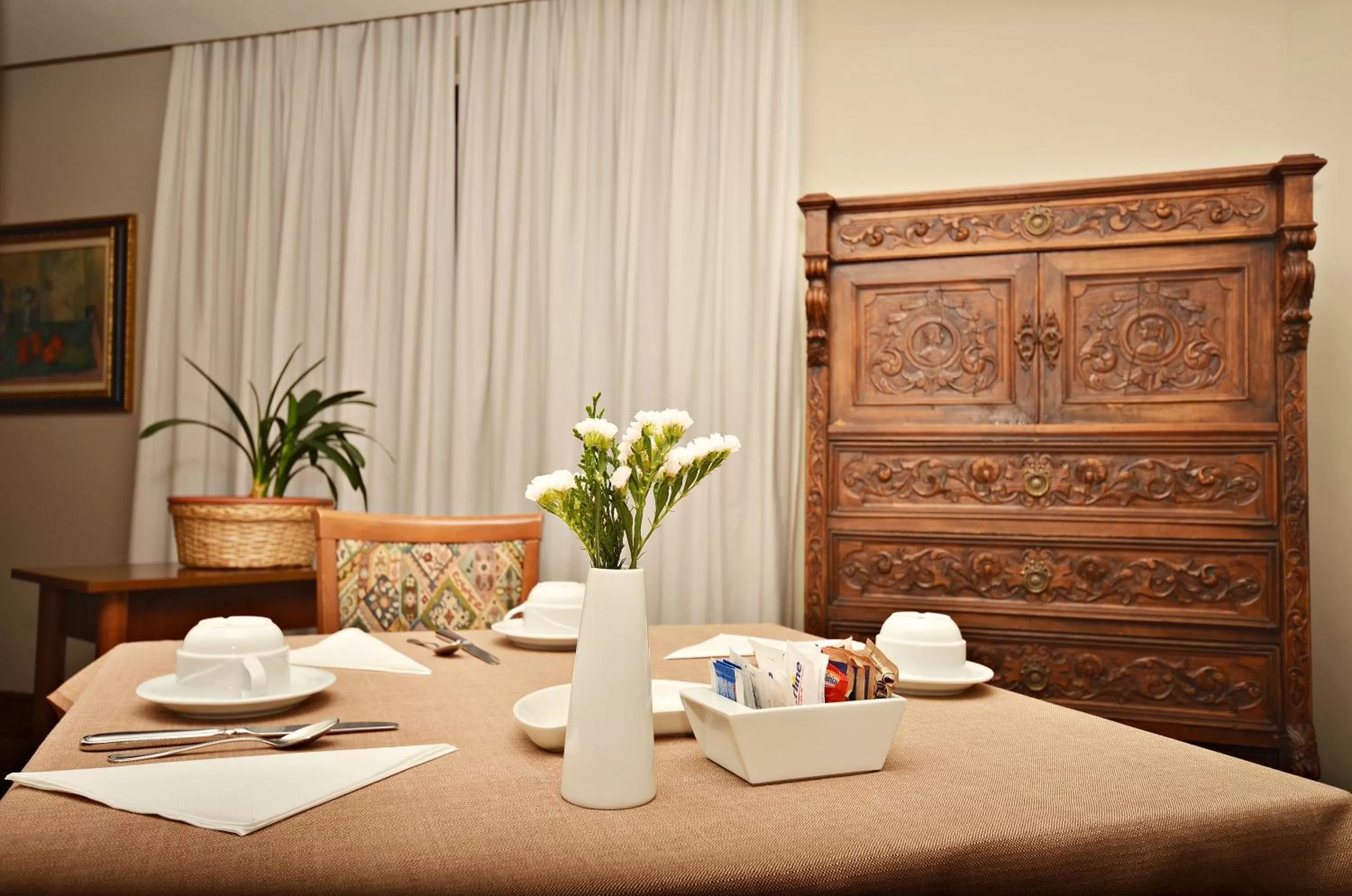 Food and drinks in Hotel Diana Jardin et Spa