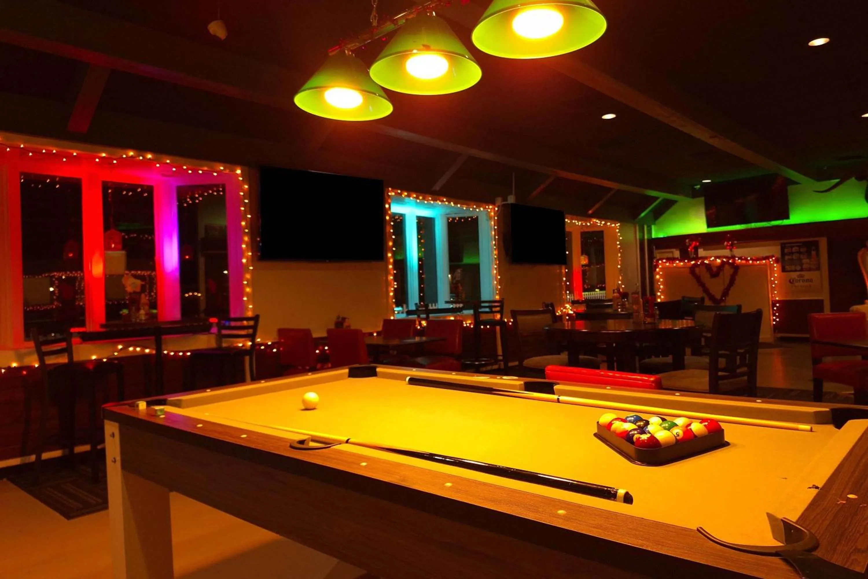 Restaurant/places to eat in Travelodge by Wyndham Indianapolis Speedway