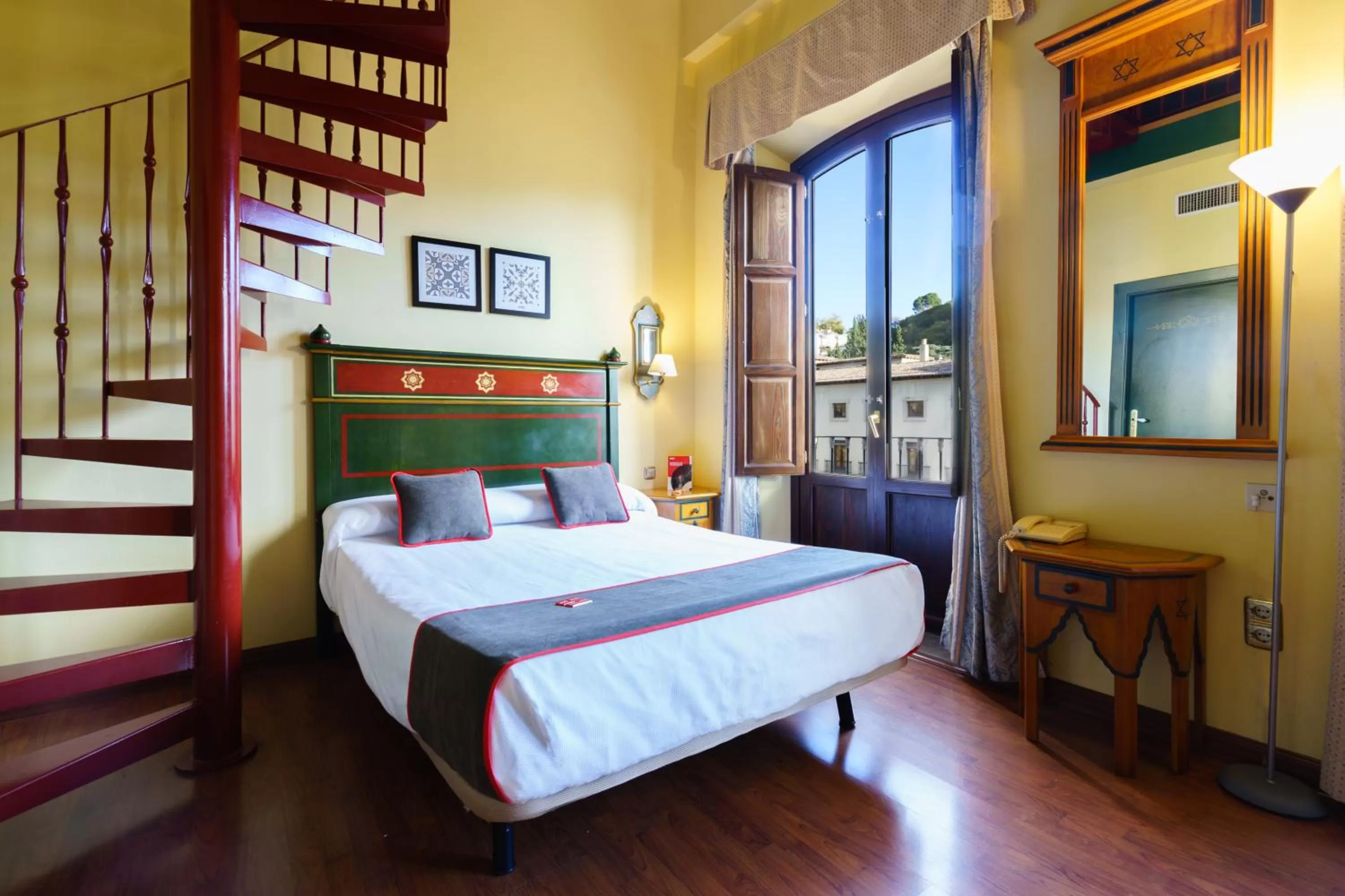 Bed in Hotel Plaza Nueva