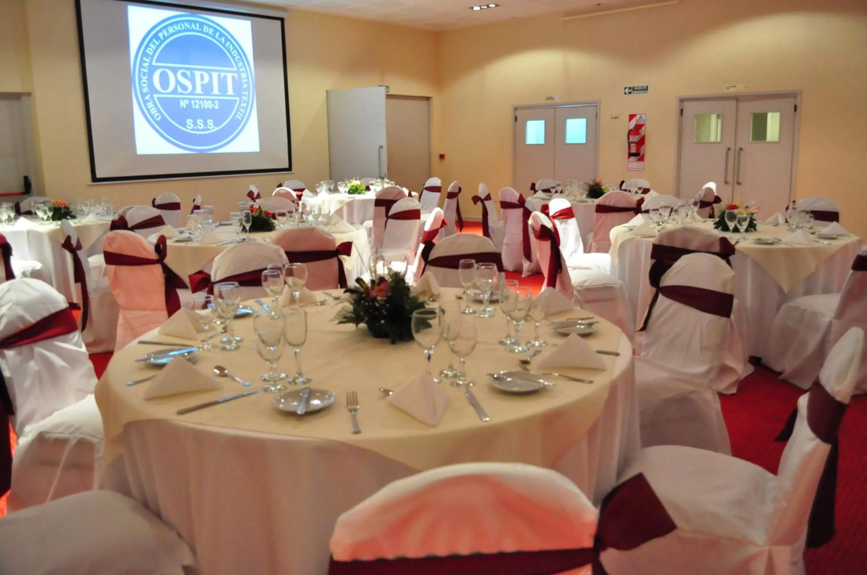 Restaurant/places to eat in Gran Hotel Tourbillon & Lodge