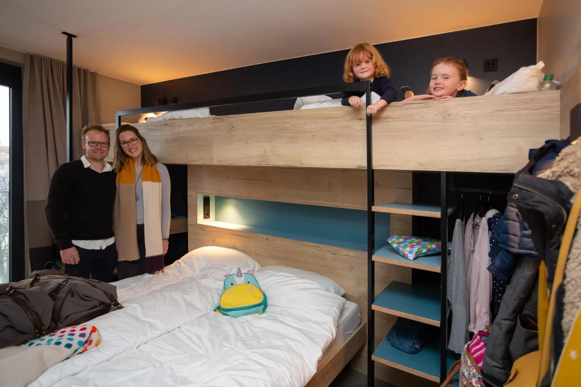 Family, Bed in Schulz Hotel Berlin Wall at the East Side Gallery