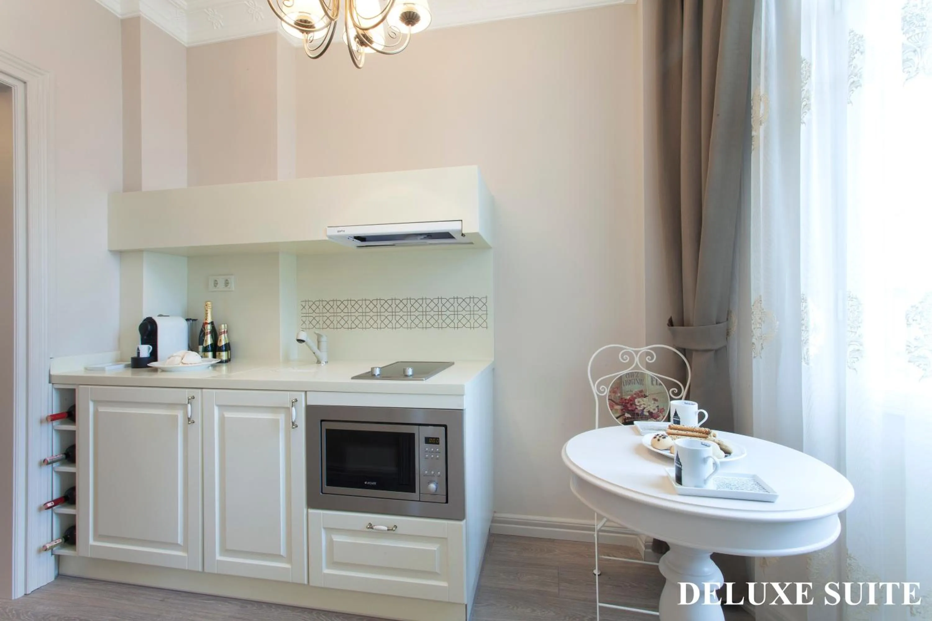 Coffee/tea facilities in Louis Appartements Galata